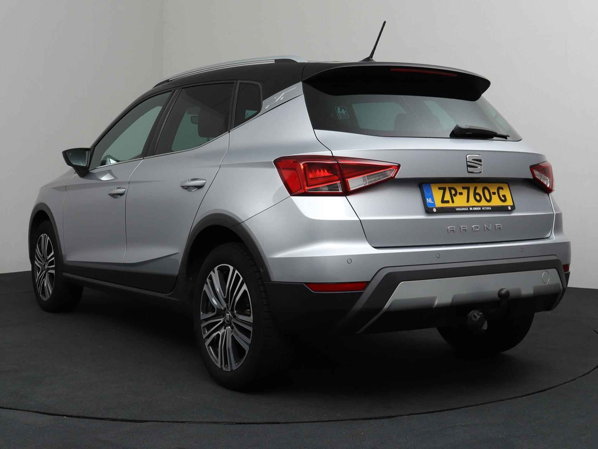 SEAT Arona 1.0 TSI Xcellence Business Intense Automaat | LED-verlichting | ACC | Zwart Dak! - 28/33