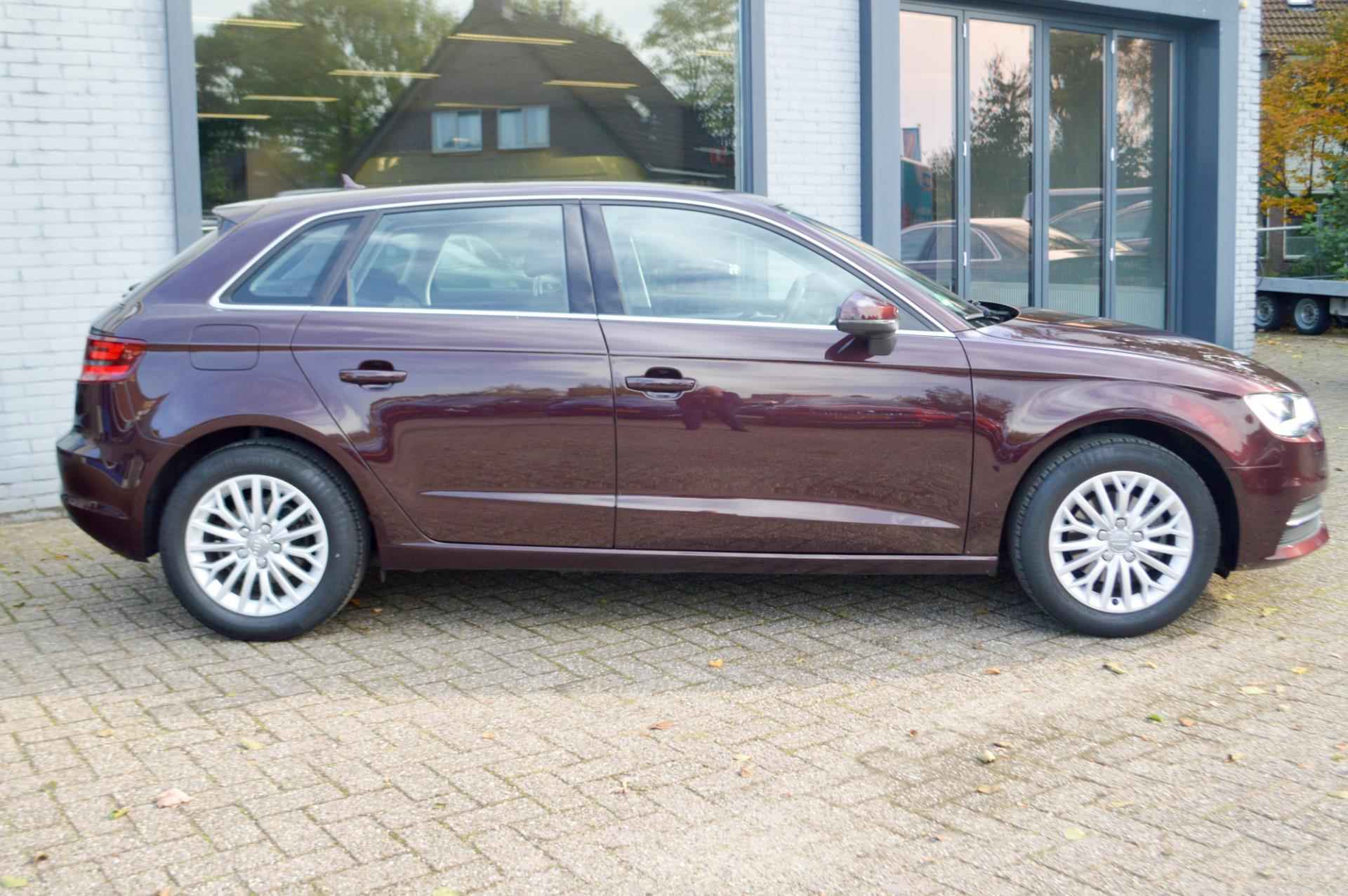 Audi A3 Sportback 1.2 TFSI Ambiente Pro Line | Automaat | Navi | Clima | Parkeersensoren - 29/34