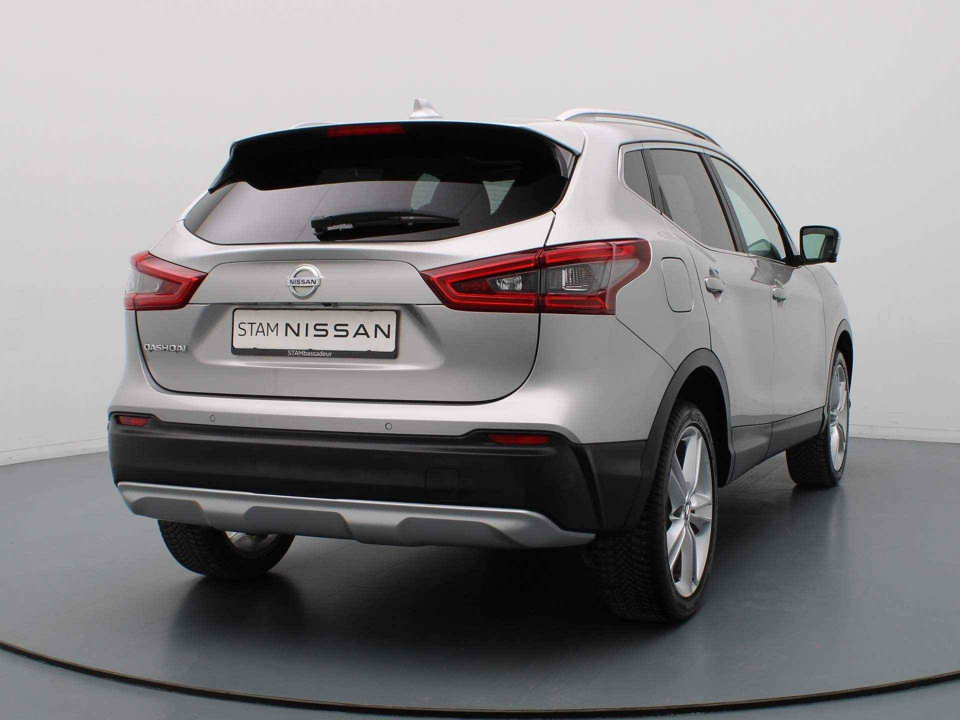 Nissan QASHQAI 140pk DIG-T N-Motion 360° Camera | Climate | Navi | Panoramadak | Parksens. - 19/39