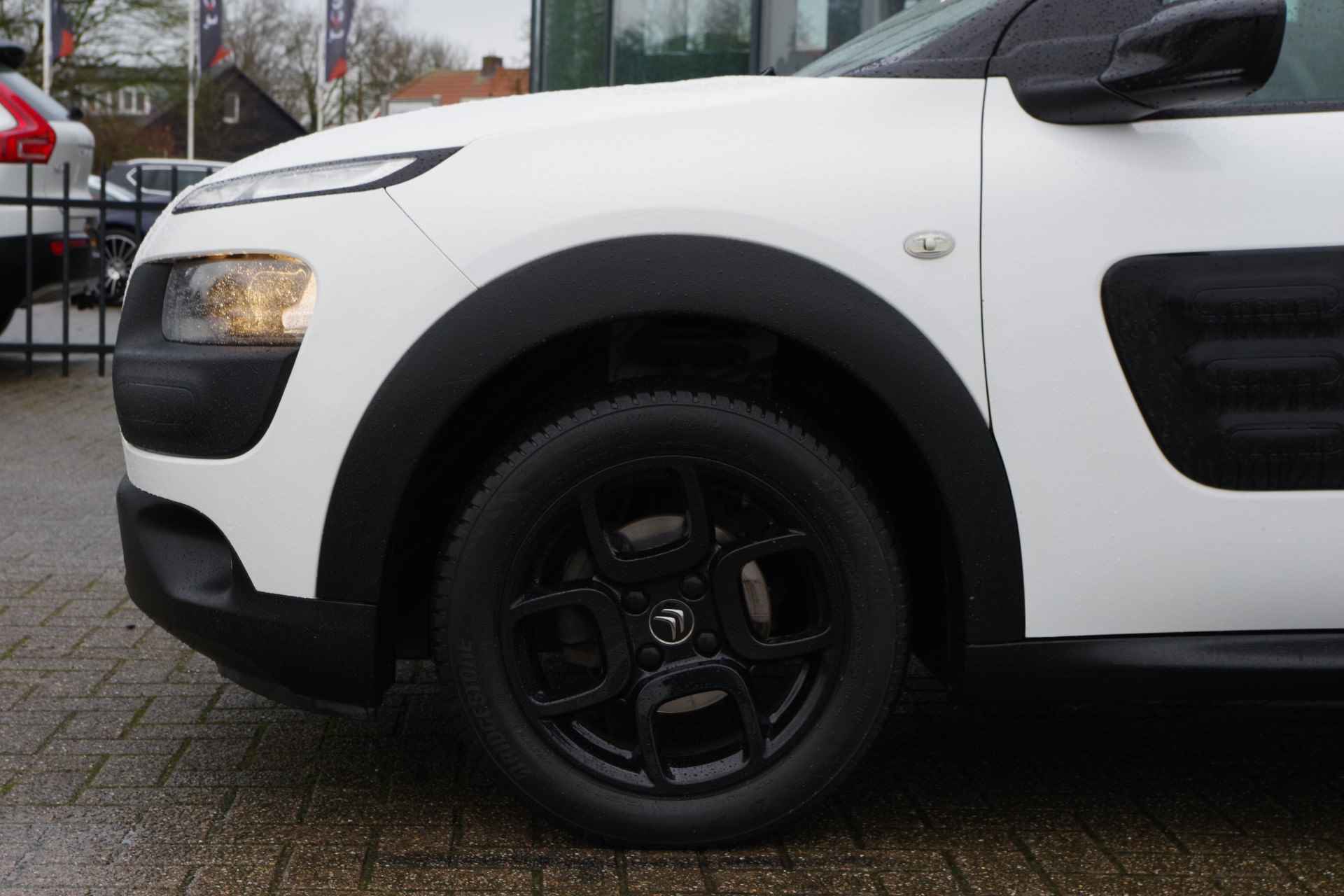 Citroën C4 Cactus 1.2 PureTech Shine, Navigatie, Camera, Cruise Control, Climate Control - 18/36