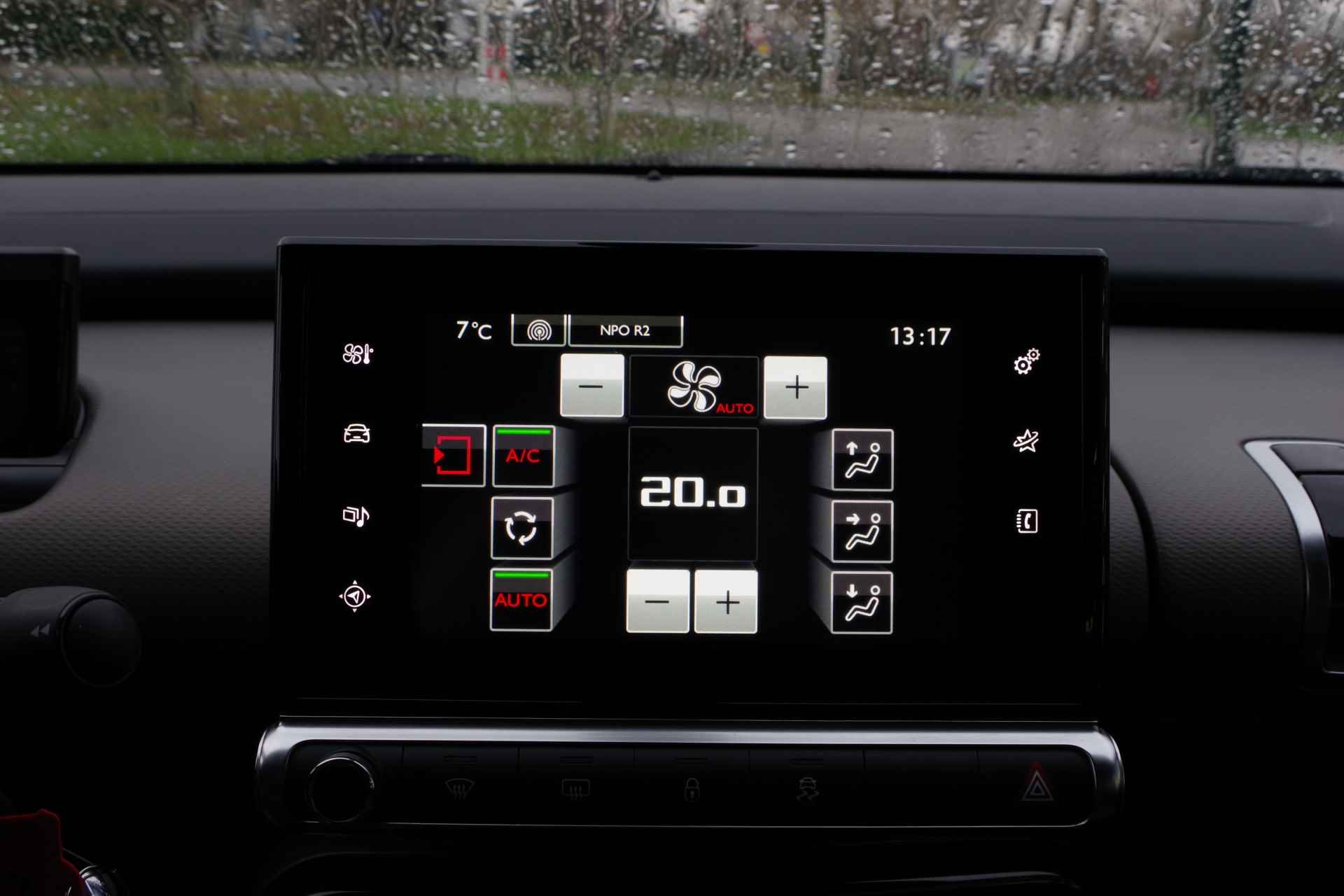 Citroën C4 Cactus 1.2 PureTech Shine, Navigatie, Camera, Cruise Control, Climate Control - 31/36