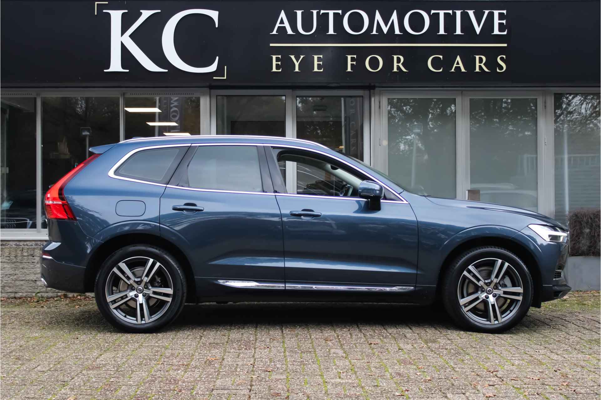 Volvo XC60 2.0 T8 Twin Engine AWD Inscription | Pano | Kinderzit | Camera - 11/37