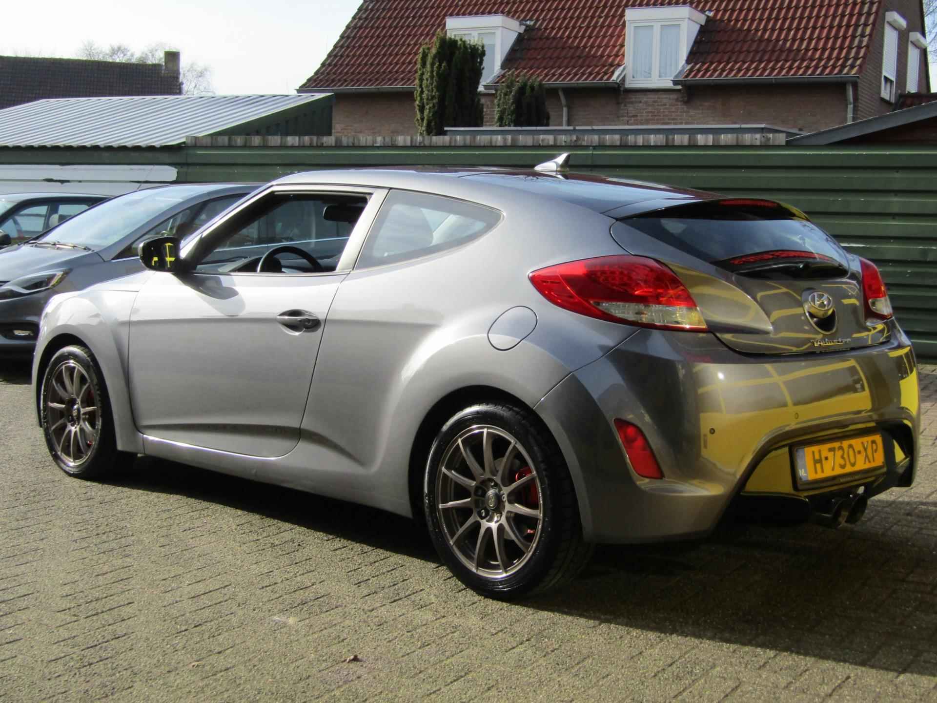 Hyundai Veloster 1.6 GDI i-Motion - 5/30