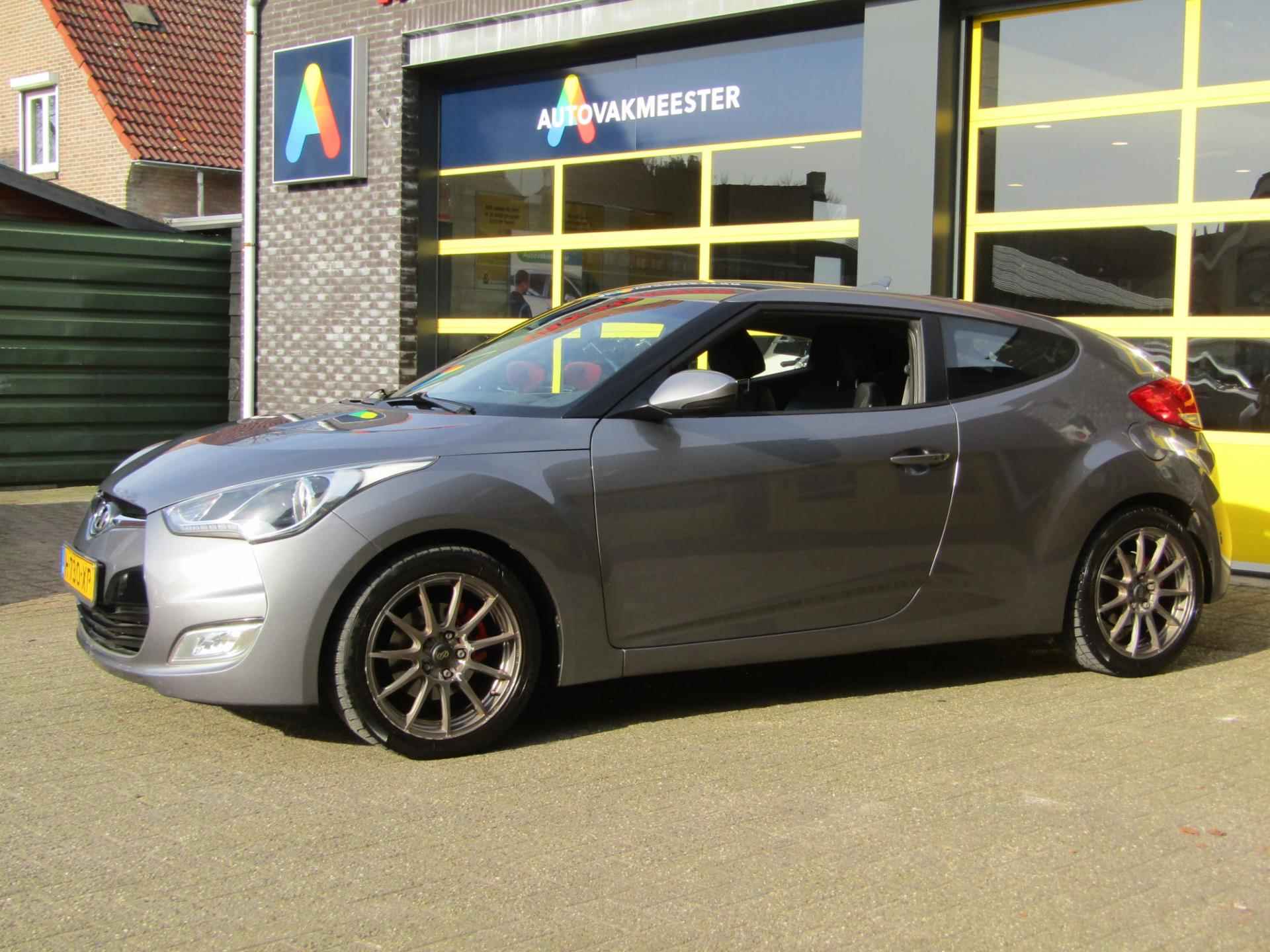 Hyundai Veloster 1.6 GDI i-Motion - 22/30