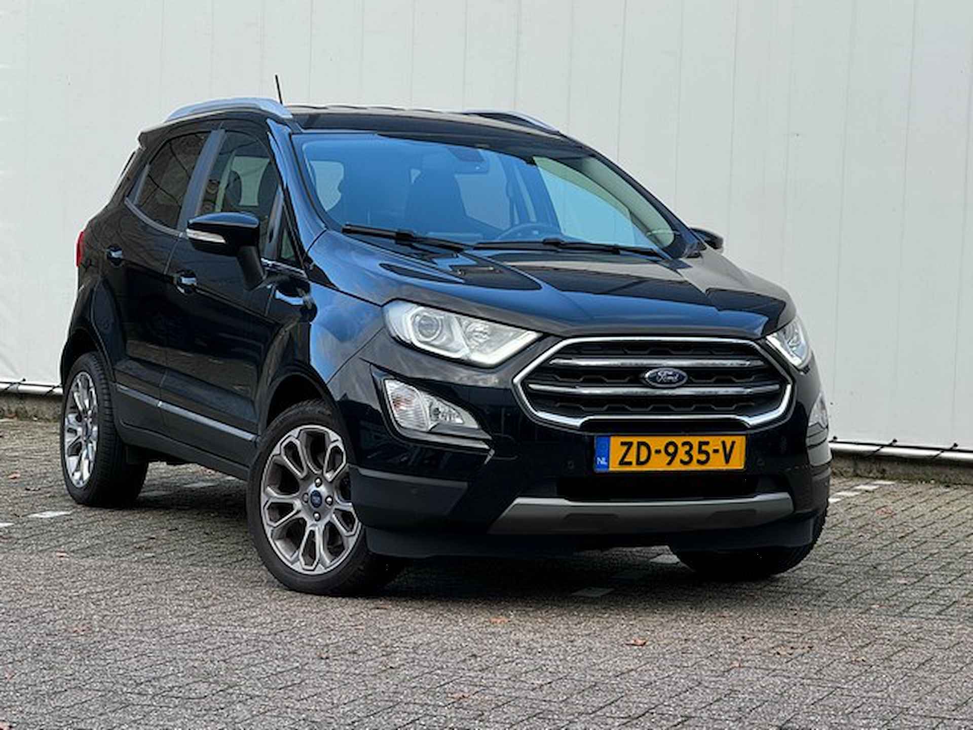 Ford EcoSport 1.0 EcoBoost 125PK Titanium met Navi/Camera, B&O Audio, Dodehoek, Winter Pack - 6/26