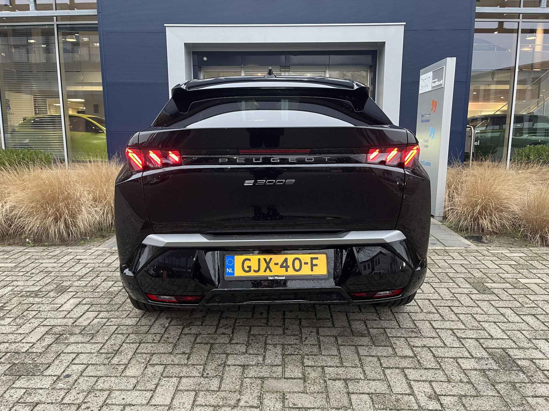 Peugeot e-3008 GT 73 kWh Alle opties l FOCAL HIFI l 360 CAMERA l ADAPTIVE CRUISE CONTROL l DIRECT LEVERBAAR - 18/33