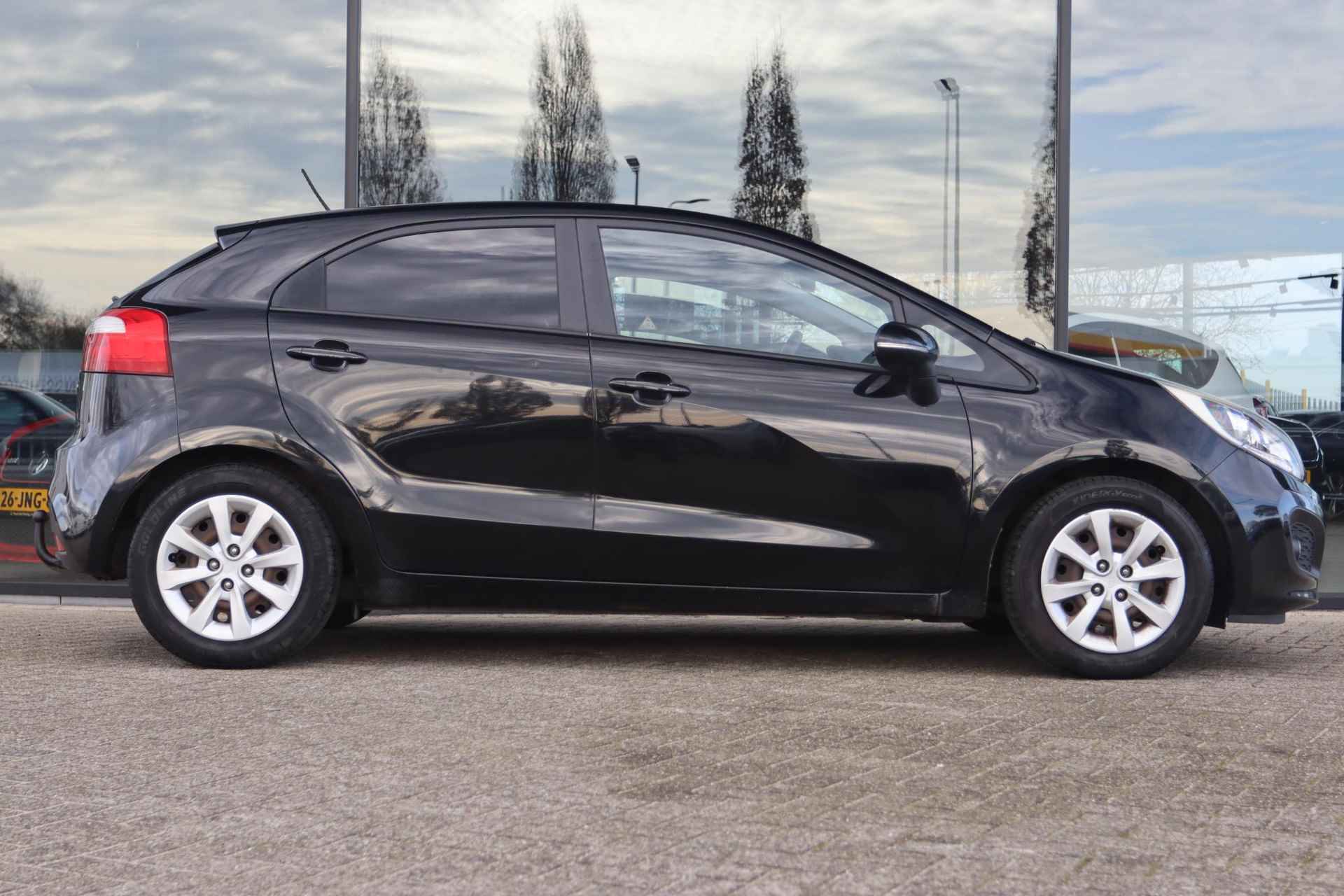 Kia Rio 1.2 CVVT PLUS PACK 5-DEURS | 1E EIG. | AIRCO | TREKHAAK AFN. | PRIVACY - 4/25