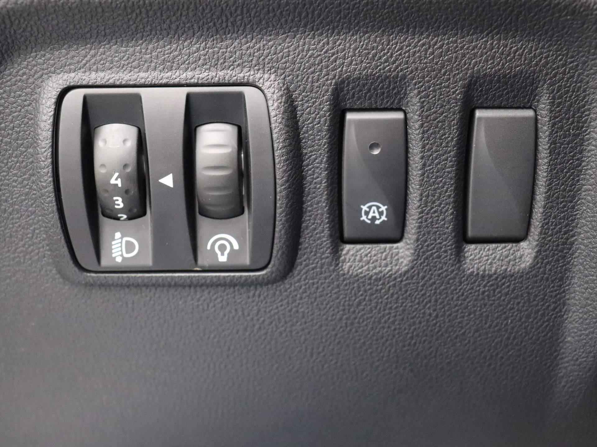 Renault Captur TCe 90pk Intens | Achtertuitrijcamera | Afneembare trekhaak | Parkeersensoren voor/achter | Climate control | - 18/42