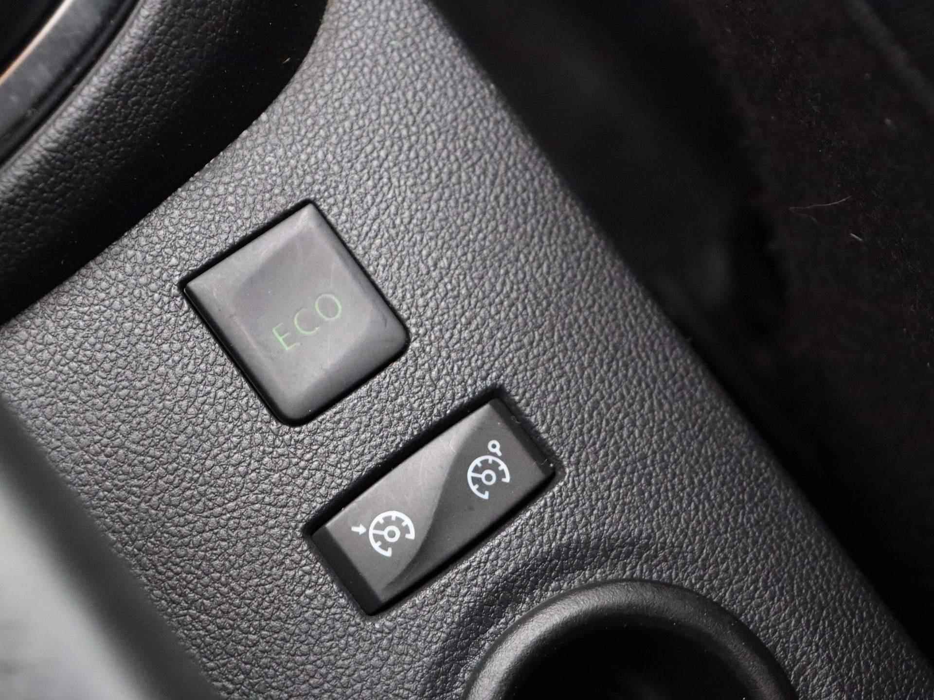 Renault Captur TCe 90pk Intens | Achtertuitrijcamera | Afneembare trekhaak | Parkeersensoren voor/achter | Climate control | - 21/42