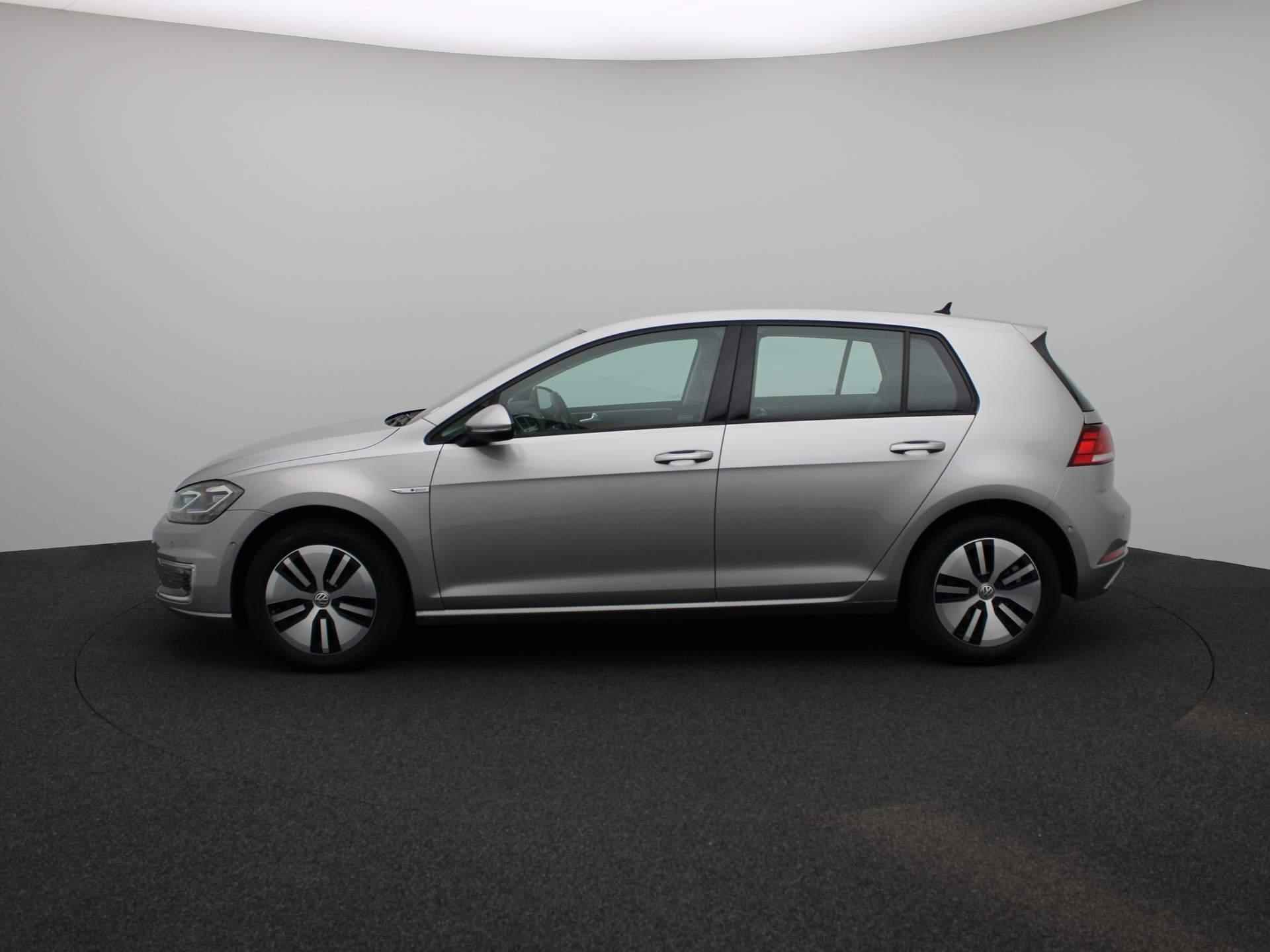 Volkswagen e-Golf e-Golf | Navigatie | Climate Control | Parkeerhulp | - 4/32