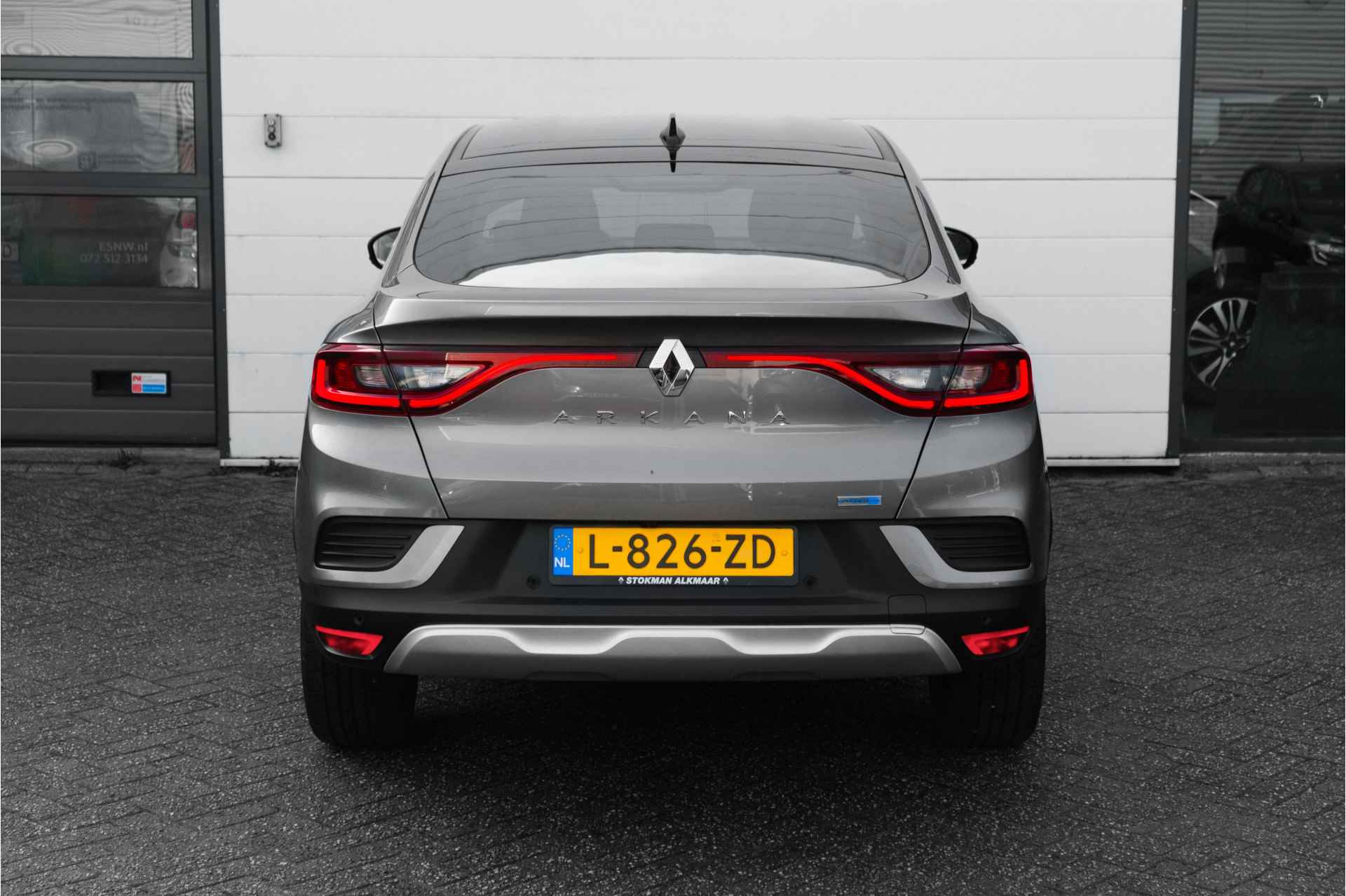 Renault Arkana 1.6 E-Tech Hybrid 145 PK Intens | Dark metal dak | Camera achter | LM Velgen | Sensoren voor | ECC | | incl. Bovag rijklaarpakket met 12 maanden garantie | - 4/56