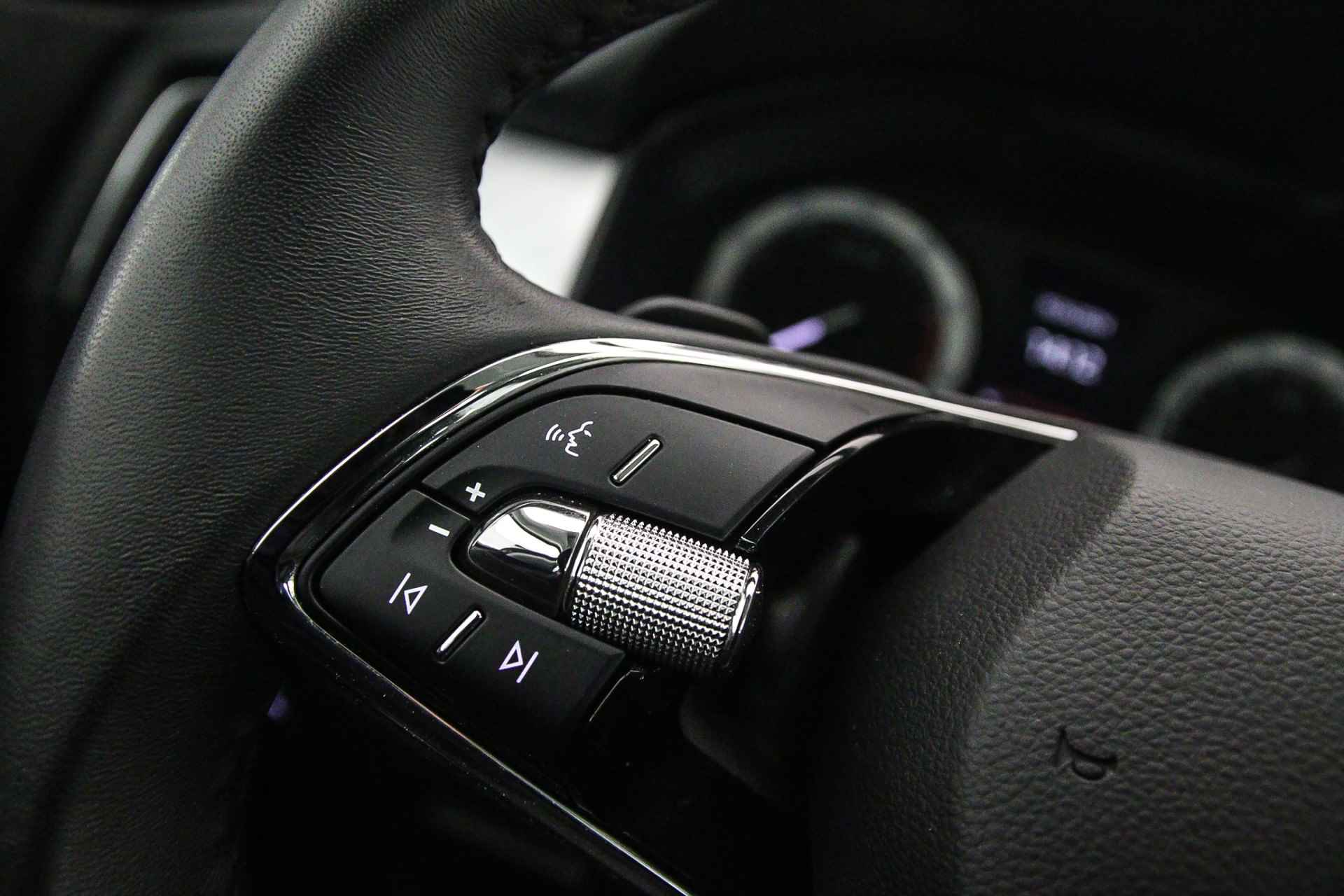 Škoda Kodiaq Business Edition 1.5 TSI 150pk DSG Automaat Trekhaak, Navigatie, Achteruitrijcamera, Cruise control, Airco, DAB, Parkeersensoren, App connect, LED verlichting - 18/40