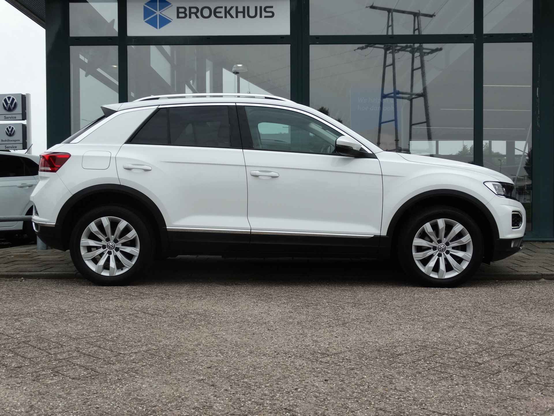 Volkswagen T-Roc 1.5 TSI 150PK Sport | Panoramadak | Navigatie | Parkeersensoren | Digitaal cockpit - 7/27