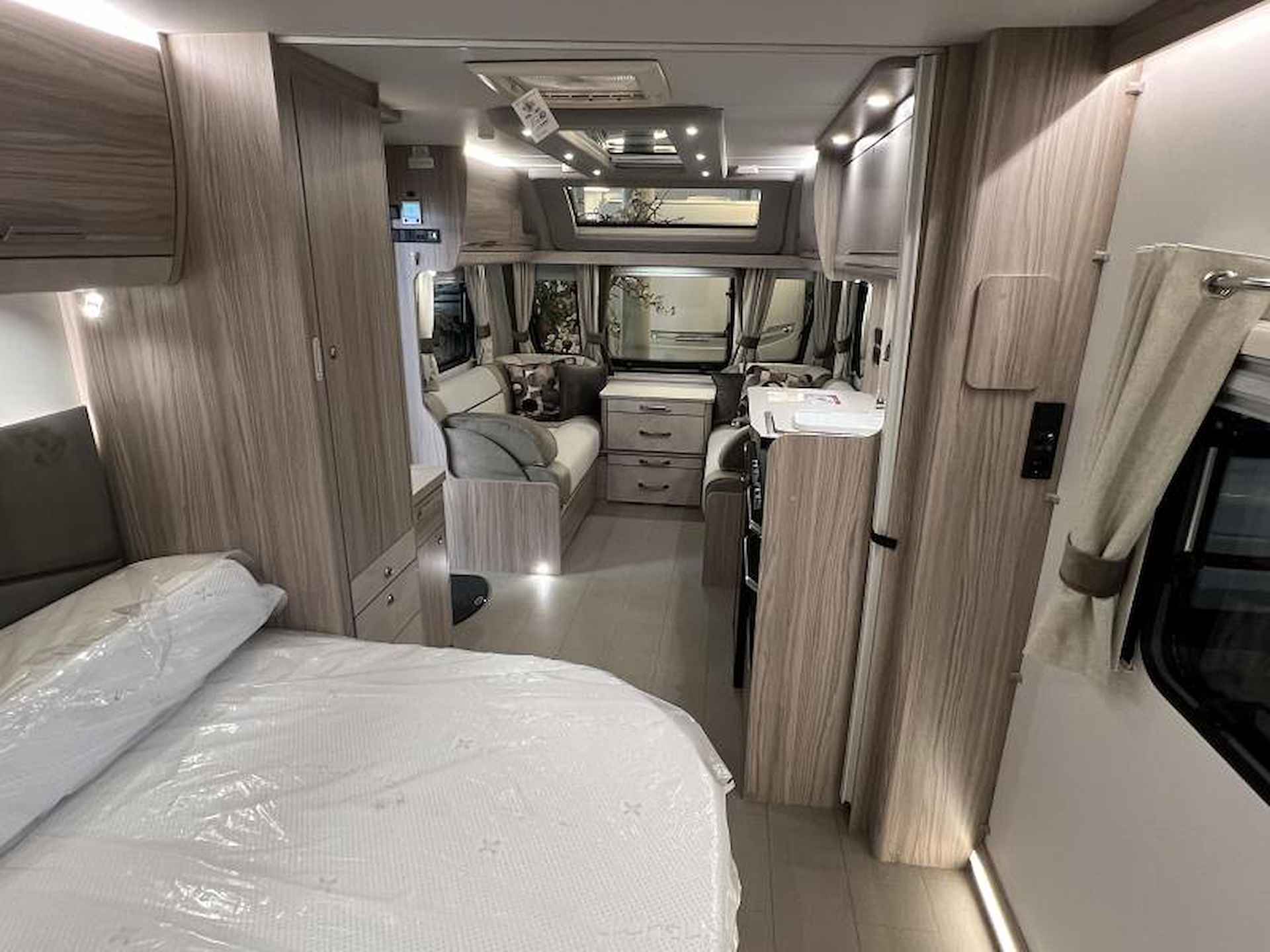 Elddis Crusader Mistral - 12/14