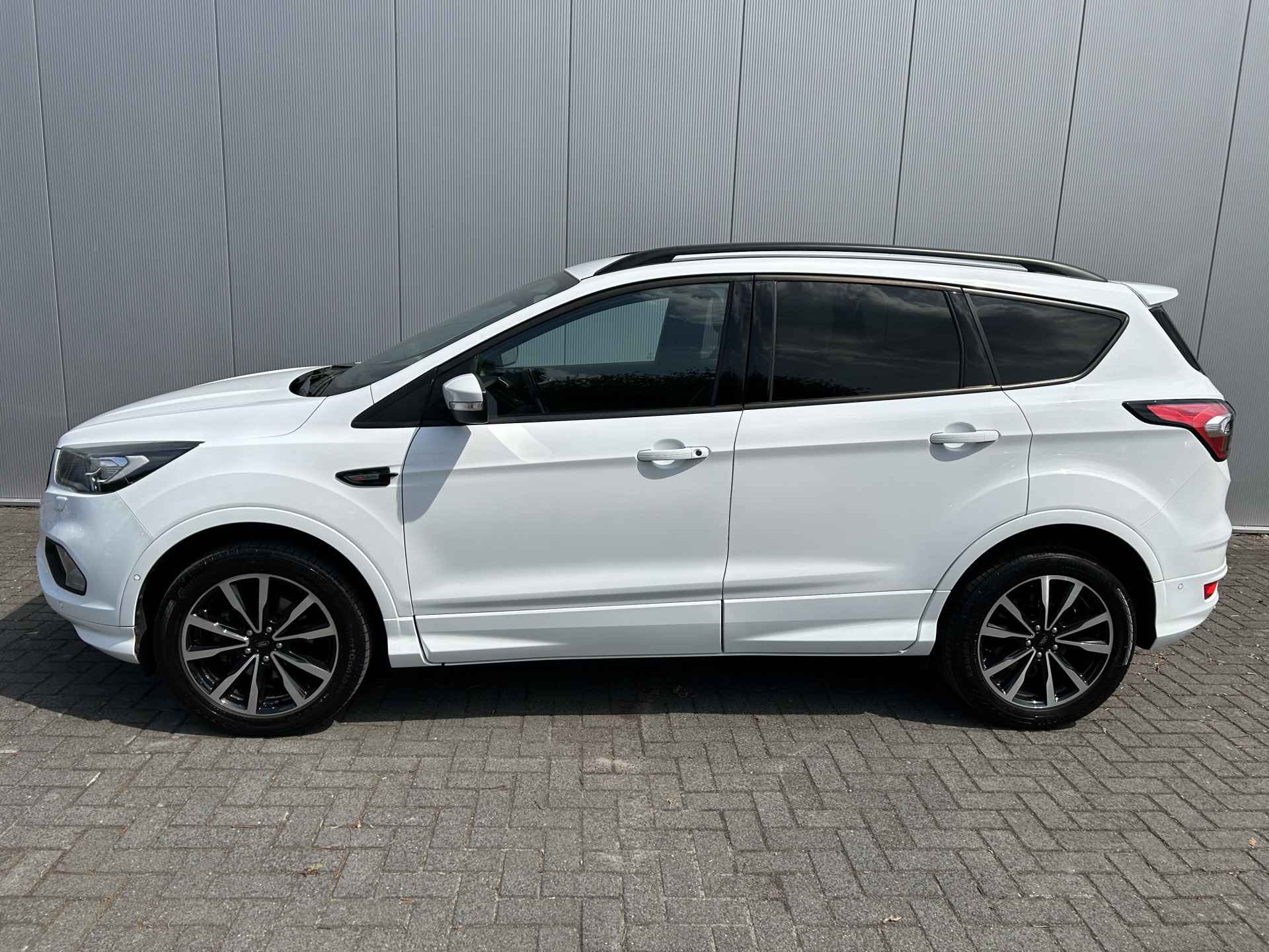 Ford Kuga 1.5 EcoBoost ST Line 150 pk Navi | Climate | Cruise | Xenon | Park Assist | enz.. - 2/33