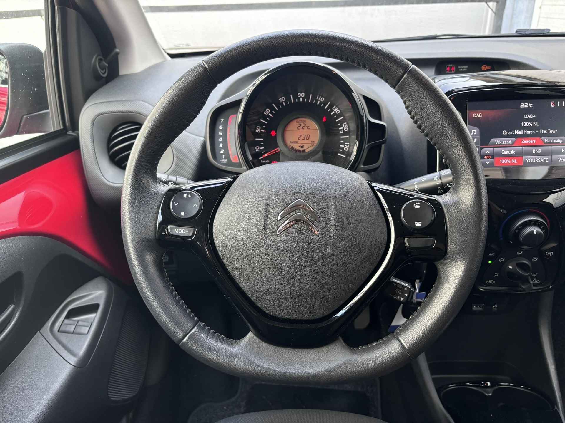 Citroën C1 5-deurs Feel 1.0 e-VTi 72pk | CAMERA | APPLE CARPLAY / ANDROID AUTO | AIRCO | EXTRA GETINTE RUITEN | - 16/55