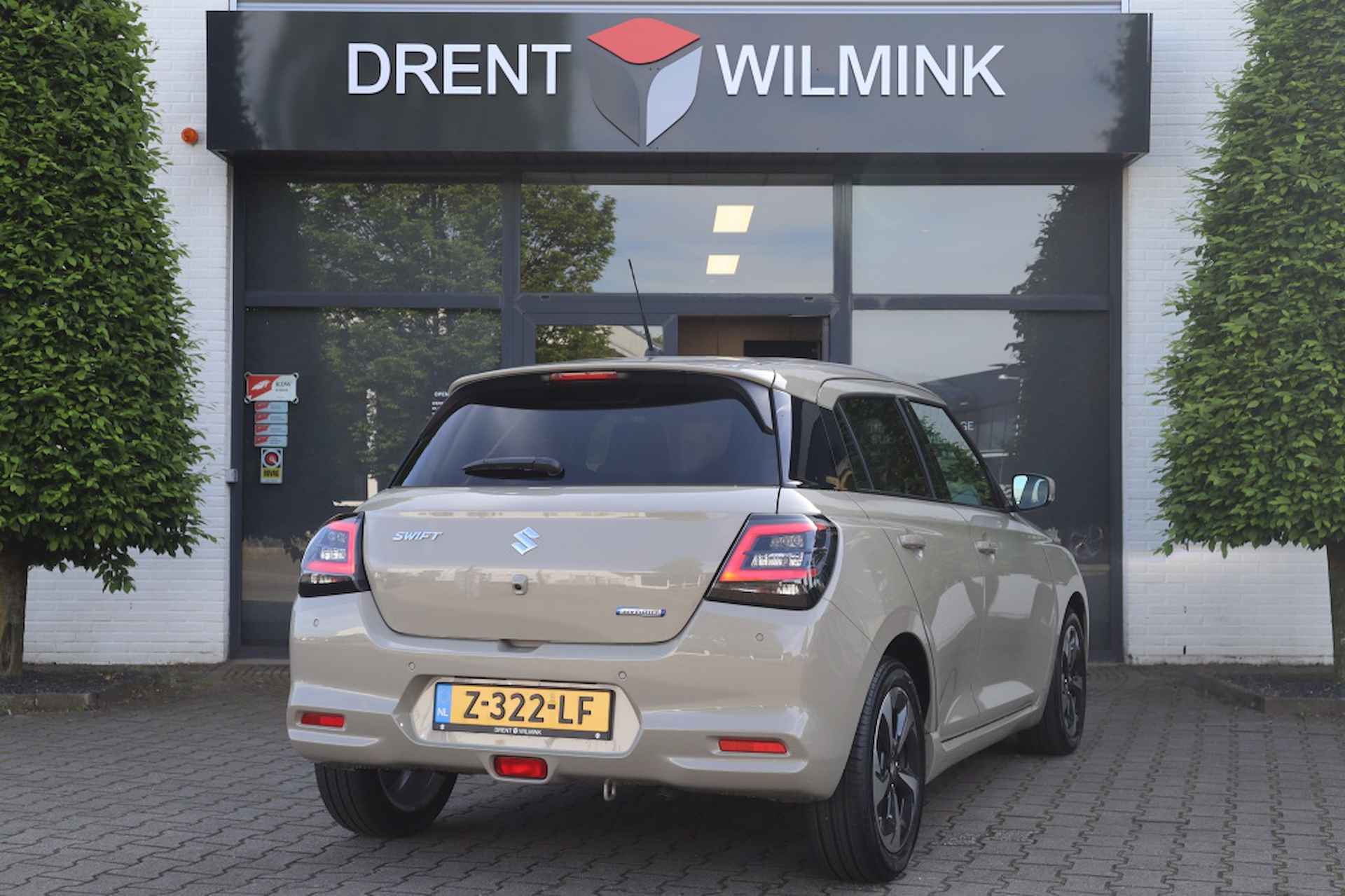 Suzuki Swift 1.2 Style Smart Hybrid Automaat - 2/40