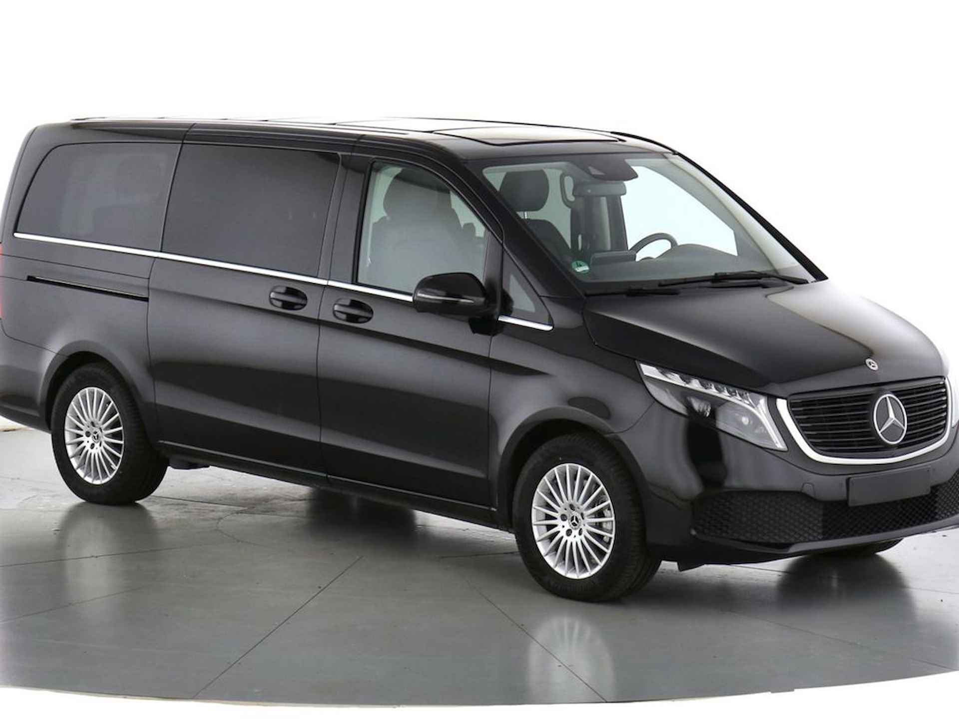 Mercedes-Benz EQV 300 L2 Avantgarde 90 kWh 42.900 EX BTW 7-zitter Leer EL. Schuifdeuren LED Navi Camera - 2/10