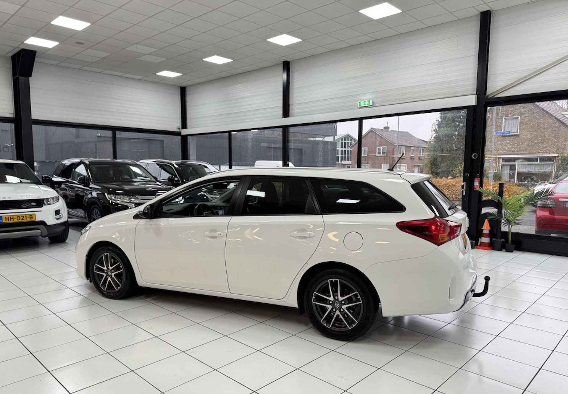 Toyota Auris Touring Sports 1.3 Comfort Bovag Garantie - 11/30