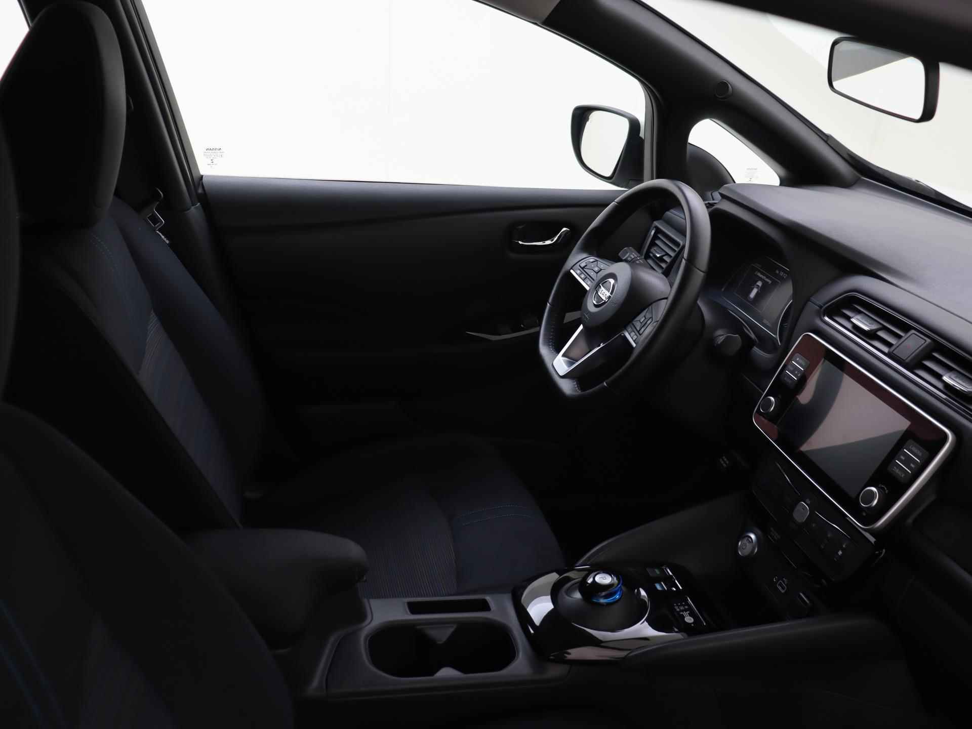 Nissan LEAF Acenta 40 kWh | Adaptive Cruise Control | Camera | Full-Map Navigatie | Blind Spot Warning | 16" LMV - 18/29