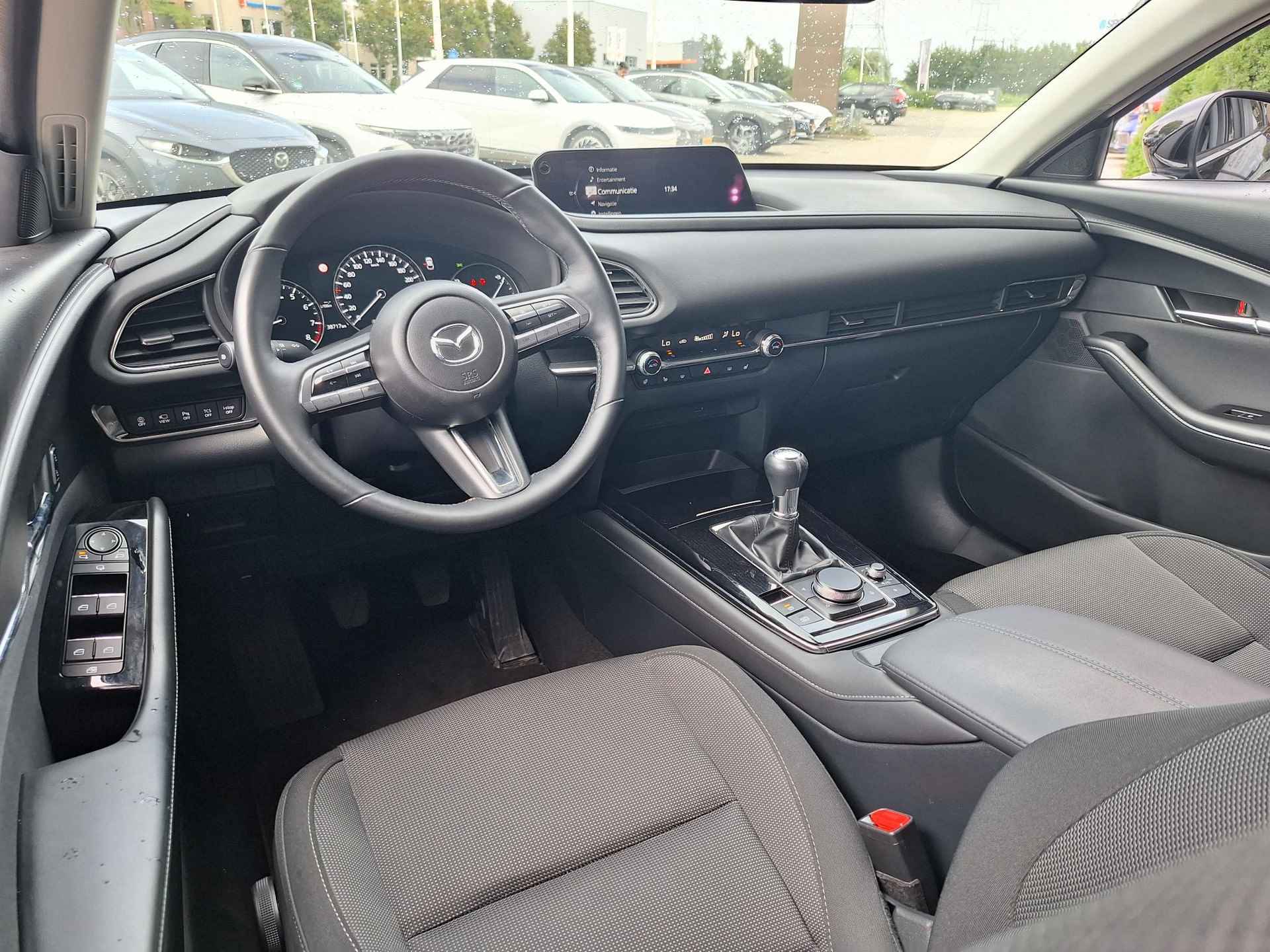 Mazda CX-30 2.0 e-SkyActiv-G M Hybrid Comfort | Rijklaarprijs! | trekhaak | Climate Control | Navigatie | Cruise Control | Stoel-Stuurverwarming | Inclusief 36 mnd Garantie! | - 3/37