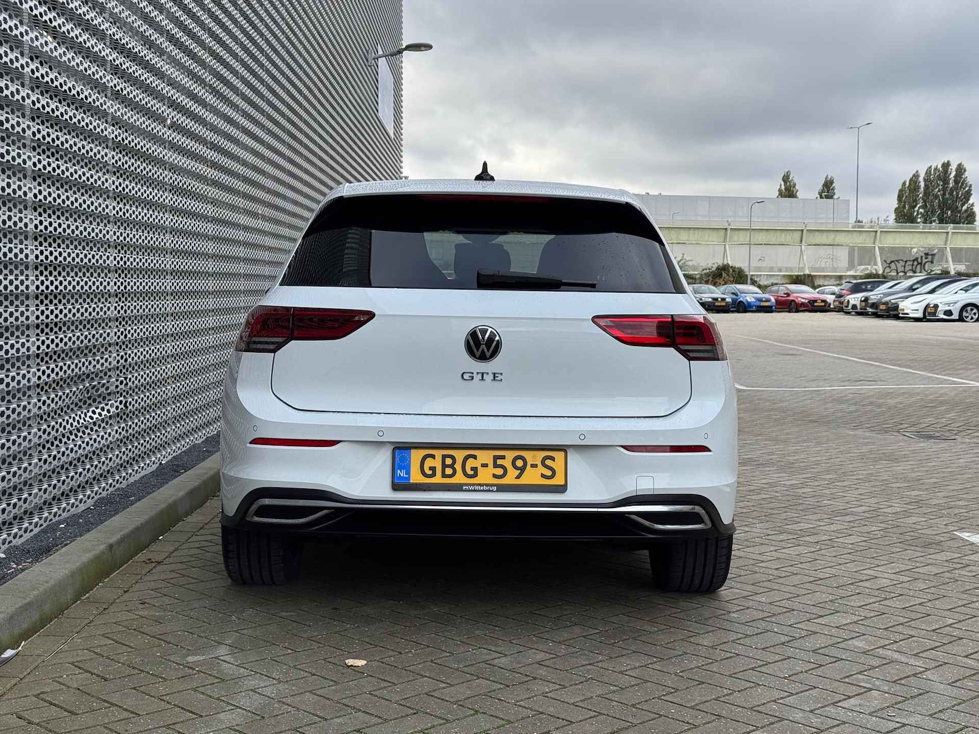 Volkswagen Golf 1.4 eHybrid 245pk DSG GTE / Virtual Cockpit / 18" LMV / Navi / Stuur en Stoelverwarming / LED - 7/27