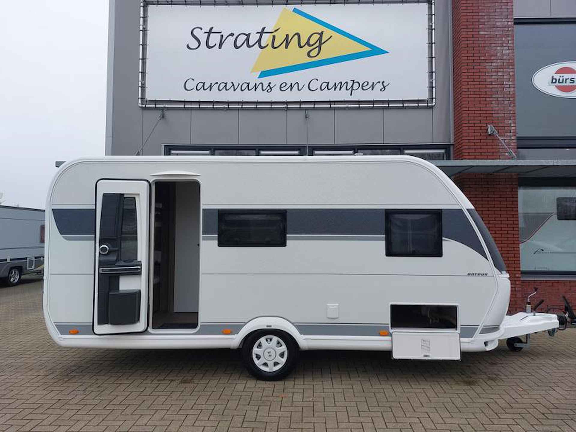 Hobby Ontour 470 KMF NIEUW! Stapelbed/Dwarsbed - 4/24