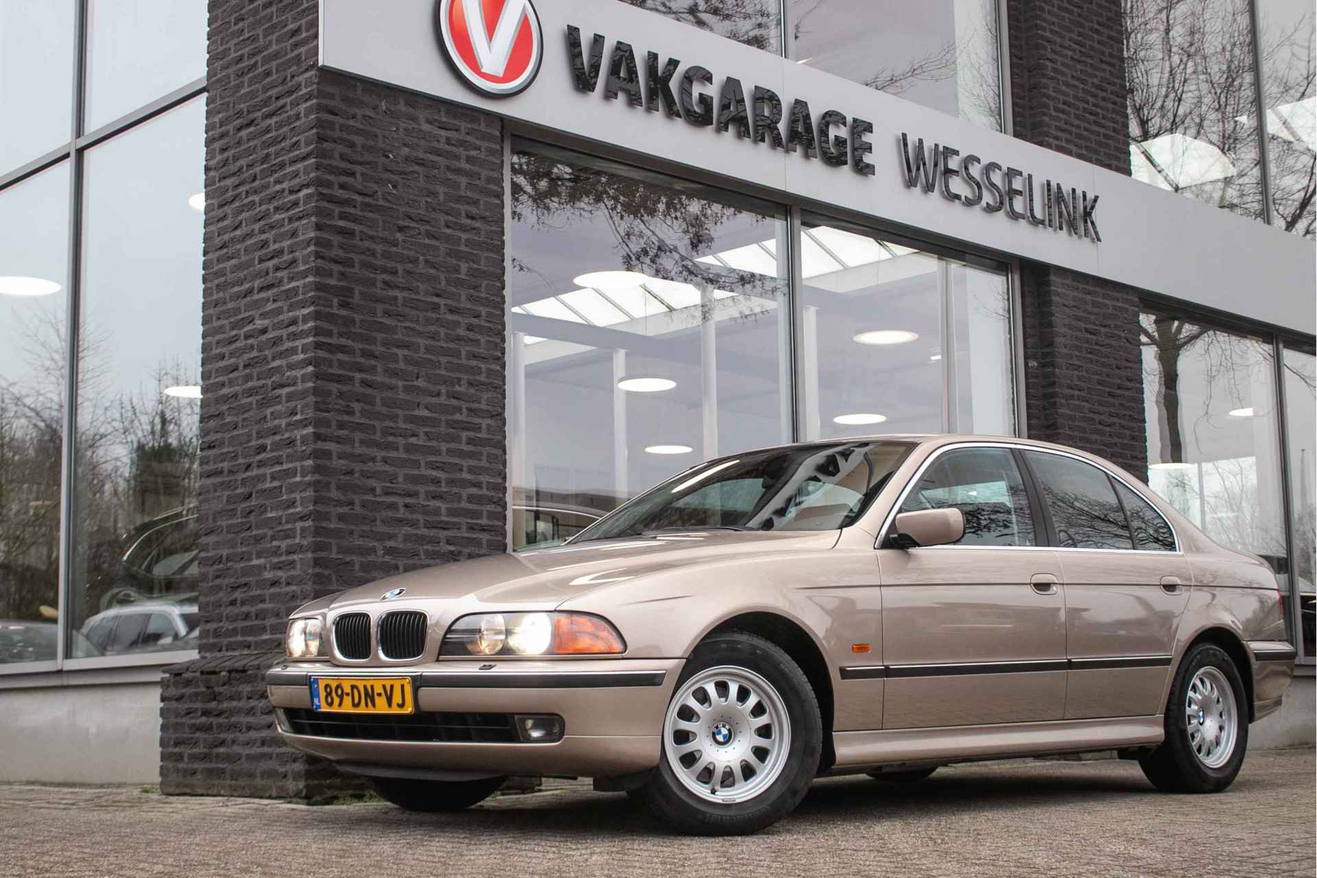 BMW 5 Serie 528i Executive - All-in rijklrprs | Dealer ond. | Orgineel NL | Nieuwstaat - 13/39