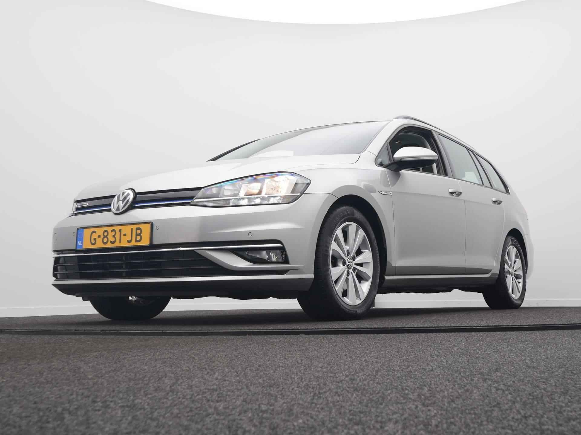 Volkswagen Golf Variant 1.5 TSI Comfortline Trekhaak / Navigatie / Pdc - 9/43