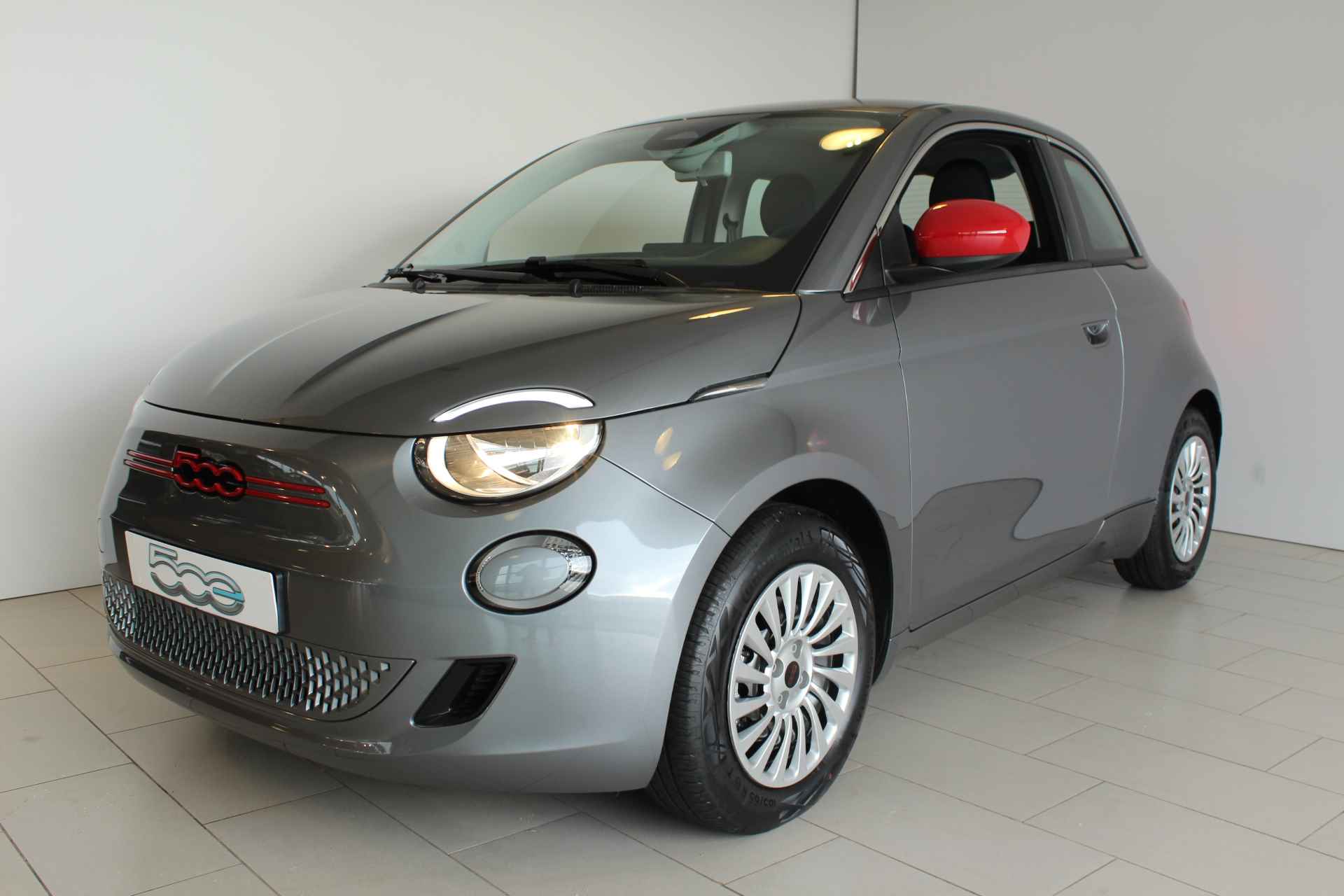 FIAT 500 RED 42kWh 118pk Automaat - 2/16