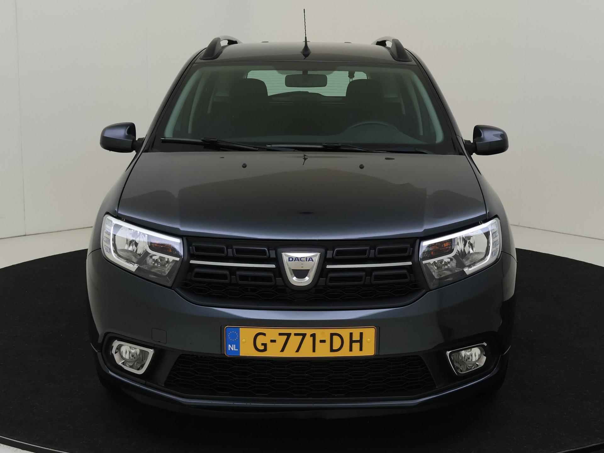 Dacia Logan MCV 0.9 - 90PK TCe Laureate | Navigatie | Airco | Parkeersensoren | Licht & Regen Sensor | LED Dagrijverlichting | Electrische Ramen | Centrale Deurvergrendeling | - 9/25