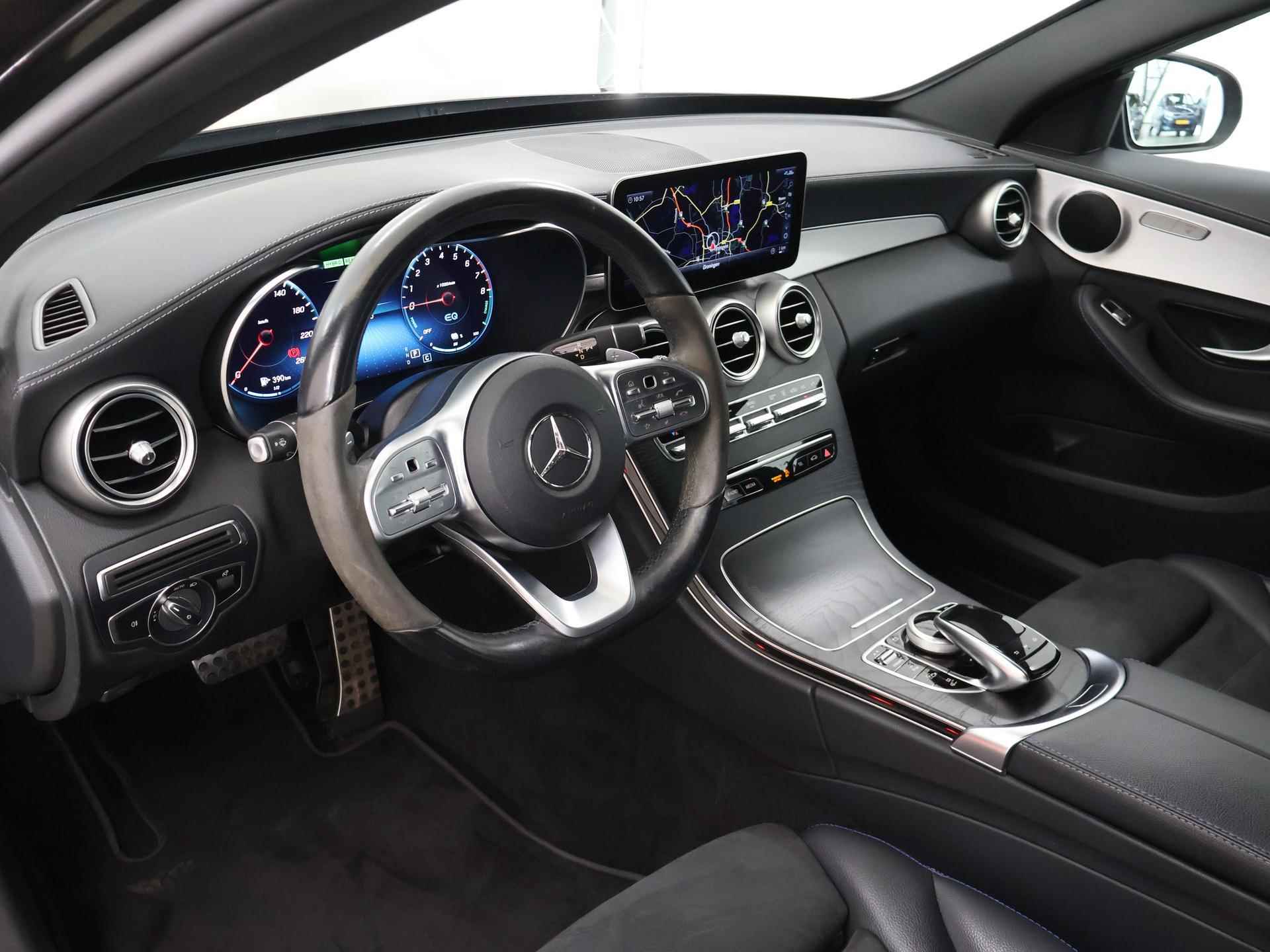 Mercedes-Benz C-klasse Estate 300 e Business Solution AMG Limited | Digitaal Dashboard | Groot Navigatie | Lederen Interieur | Sportstoelen | Multibeam LED | Camera | Stoelverwarming | DAB | Ele. kofferdeksel | Dodehoek detectie | - 8/48