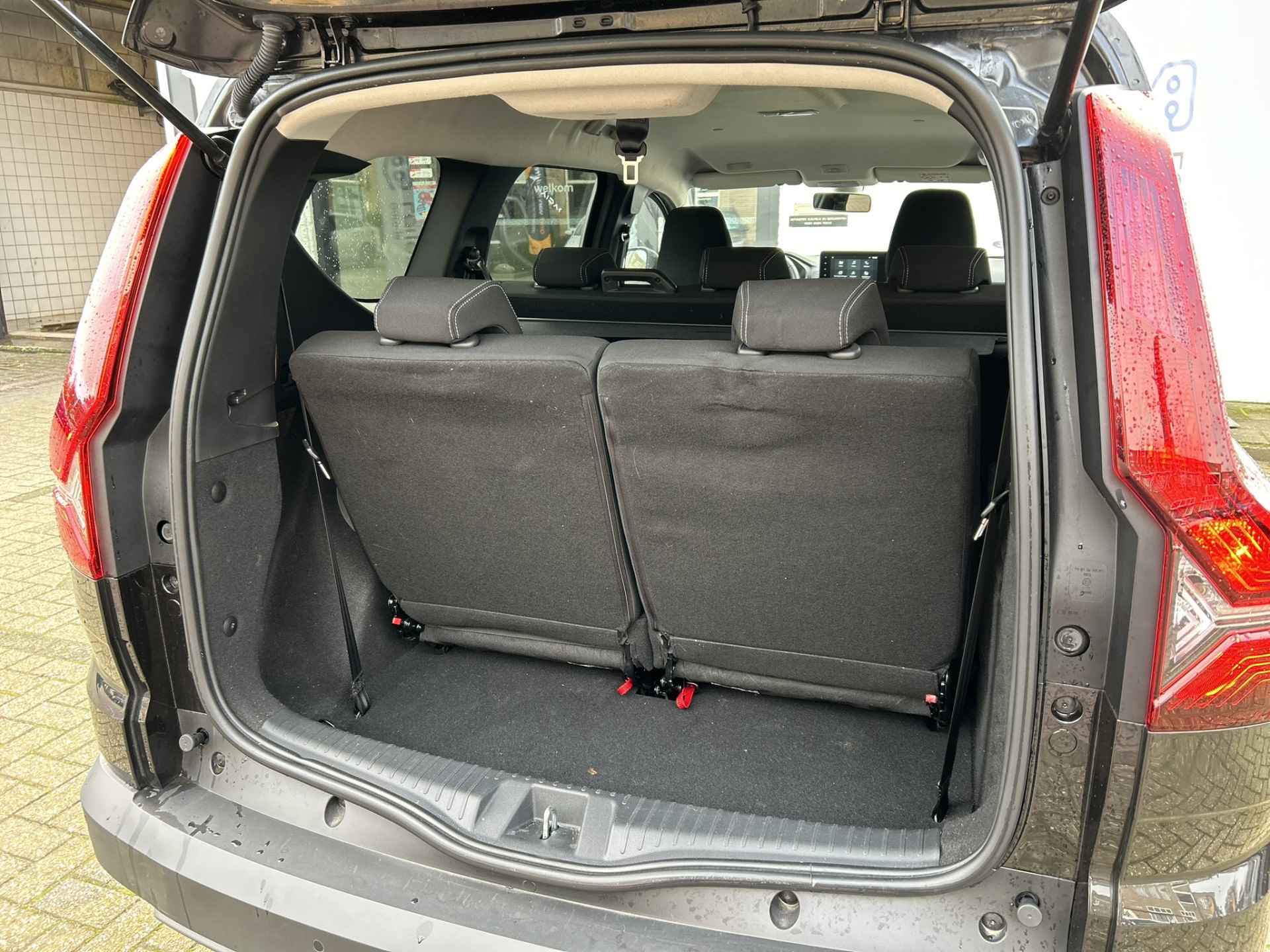 Dacia Jogger 1.0 TCe 100 ECO-G Expression 7p. | Airco | Achteruitrijcamera | Navigatie | DAB - 11/47