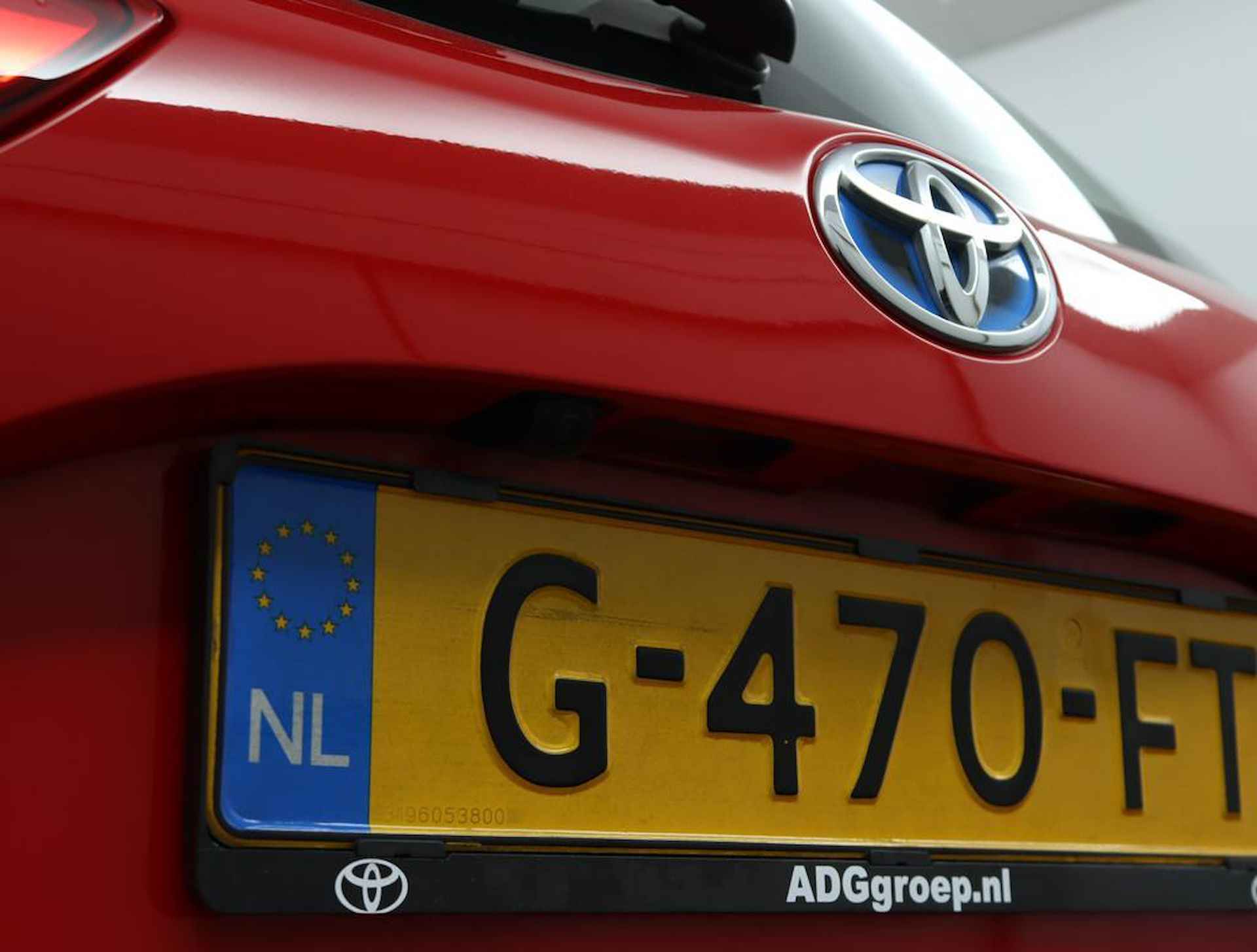 Toyota Yaris 1.5 Hybrid Active | Cruise Control | Lichtmetalen velgen | Climate Control | Achteruitrijcamera | All season banden | - 37/48