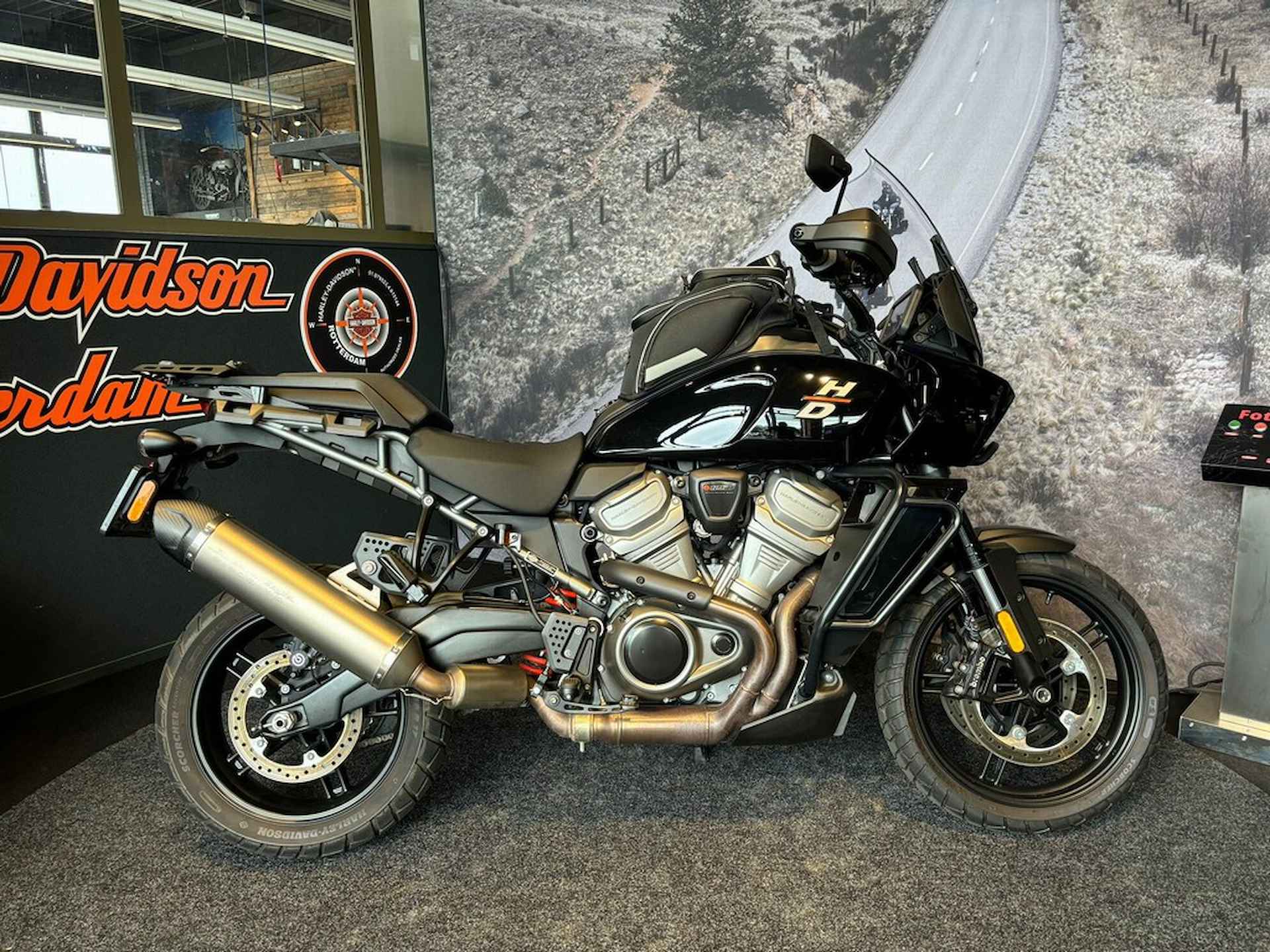 Harley-Davidson PAN AMERICA - 2/12