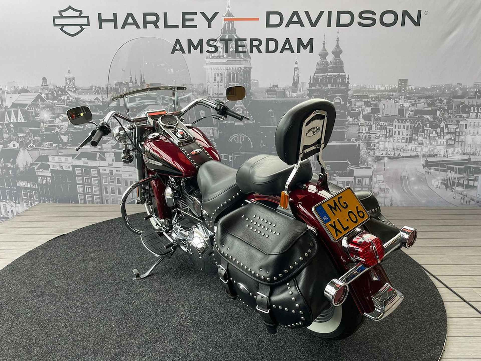 Harley-Davidson FLSTC Heritage Classic - 6/8