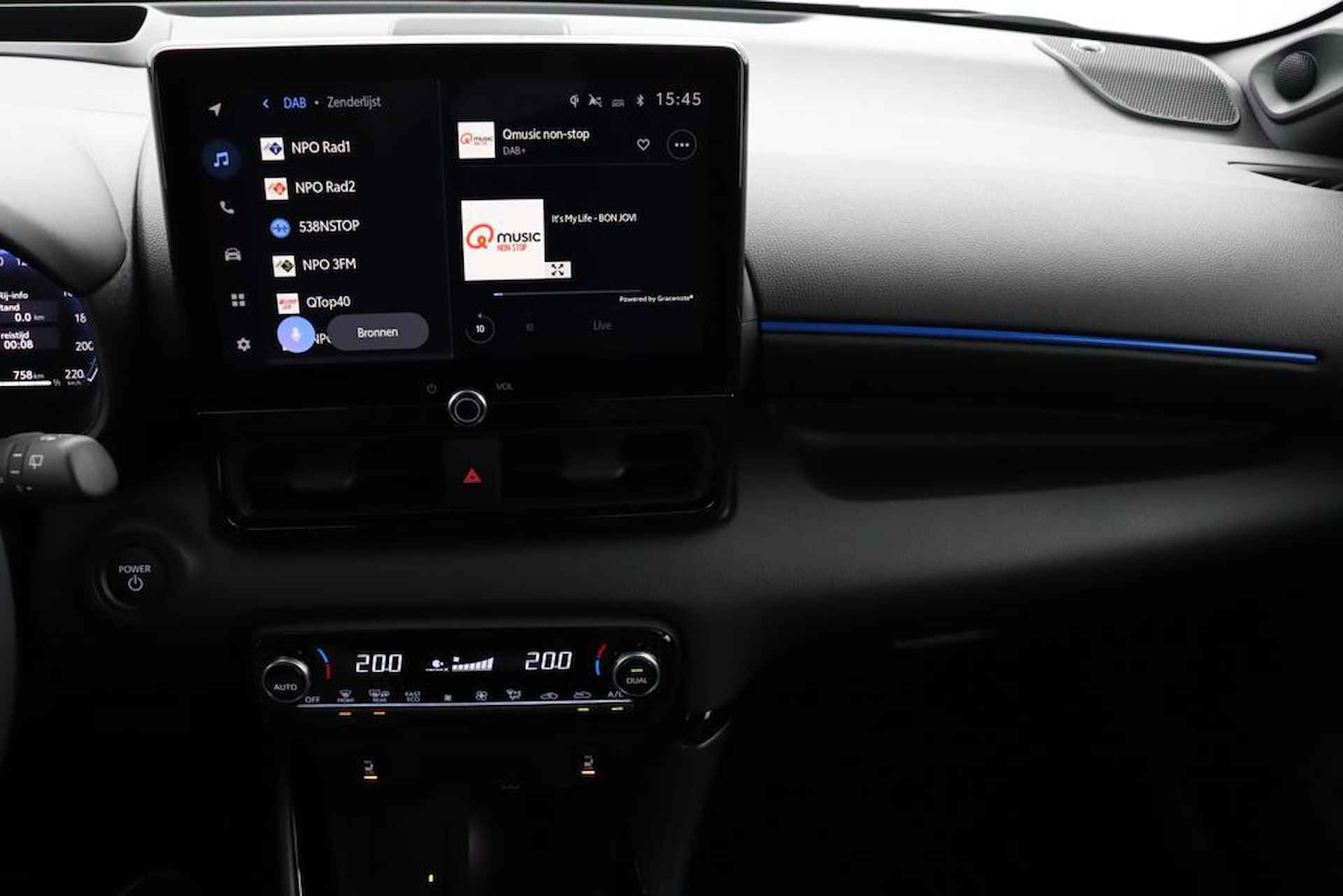 Toyota Yaris 1.5 Hybrid Launch Edition | Navigatie | Stoel / Stuurverwarming | Parkeersensoren | Leer | JBL Audio | - 9/54