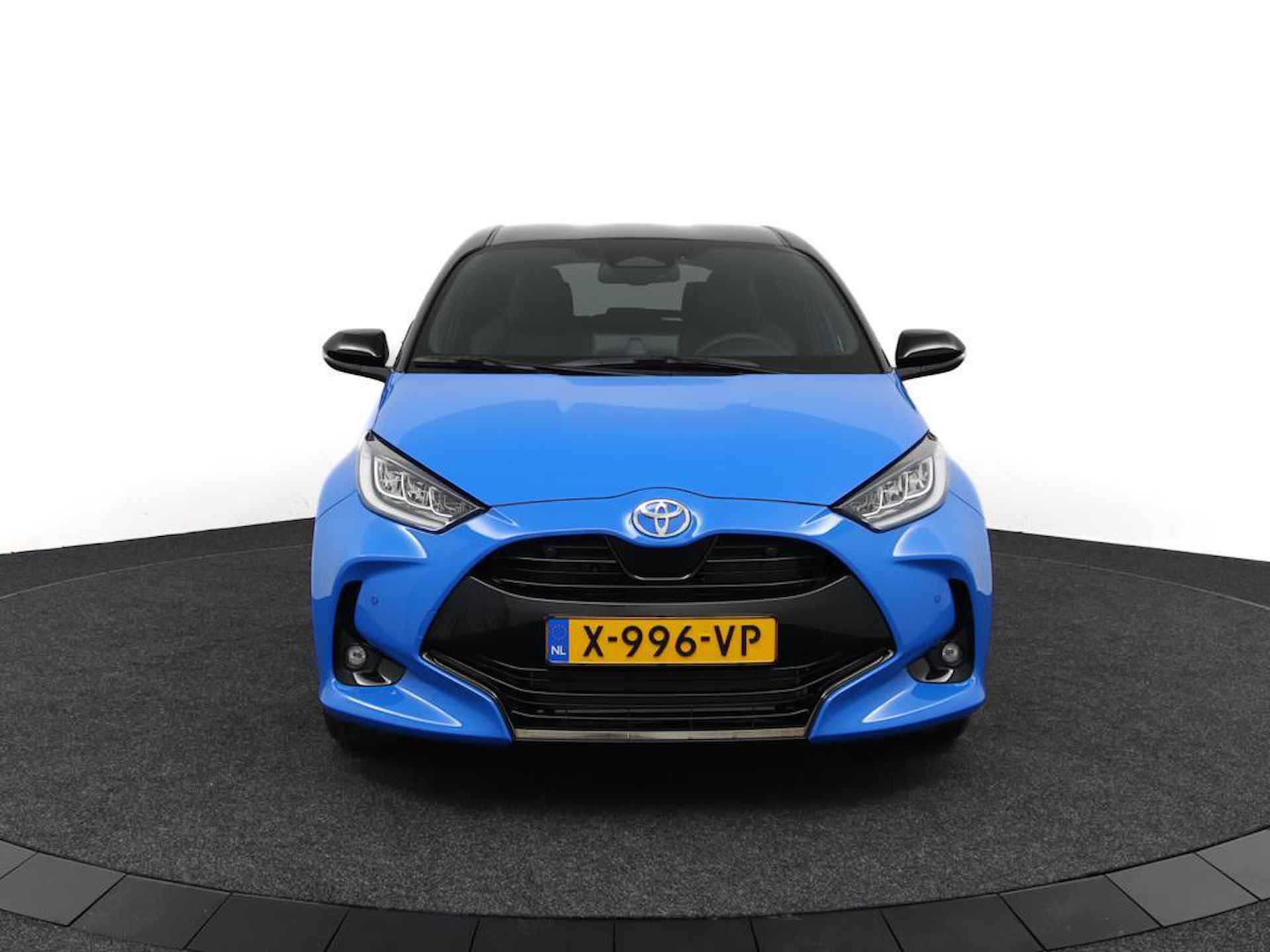 Toyota Yaris 1.5 Hybrid Launch Edition | Navigatie | Stoel / Stuurverwarming | Parkeersensoren | Leer | JBL Audio | - 16/54