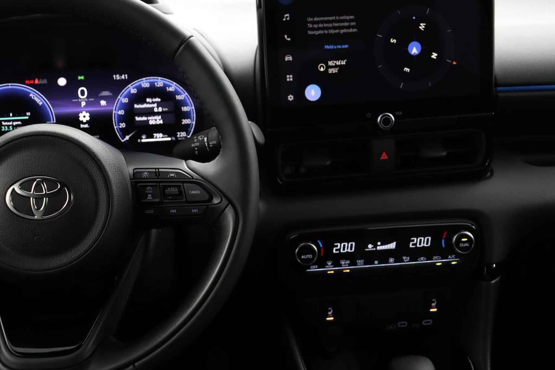 Toyota Yaris 1.5 Hybrid Launch Edition | Navigatie | Stoel / Stuurverwarming | Parkeersensoren | Leer | JBL Audio | - 21/54
