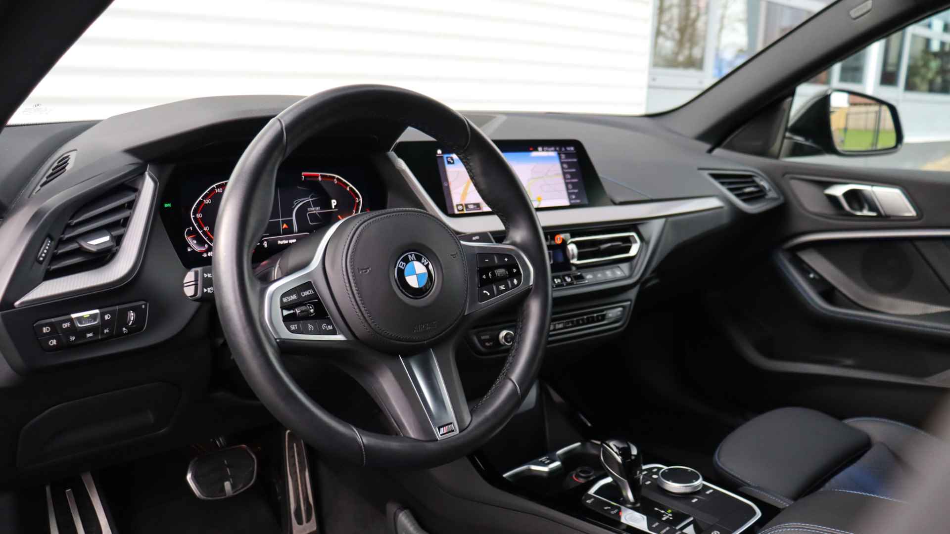 BMW 2 Serie Gran Coupé 218i M-Sport | Panoramadak | Achteruitrijcamera | Shadow-Line | 18 Inch - 6/24