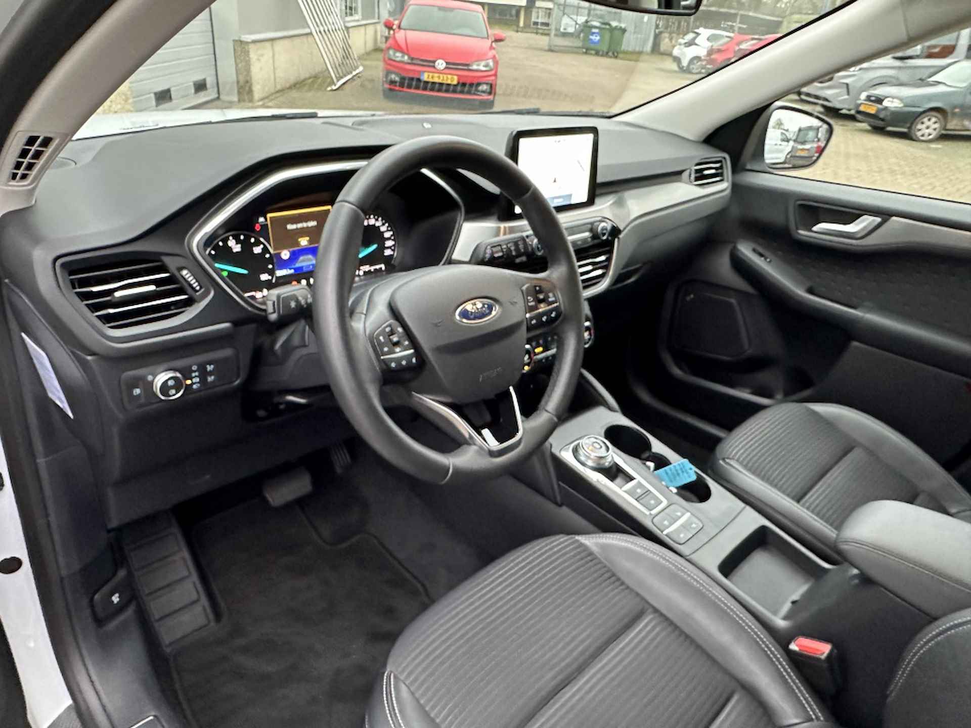 Ford Kuga 2.5 PHEV Titanium - 24/25