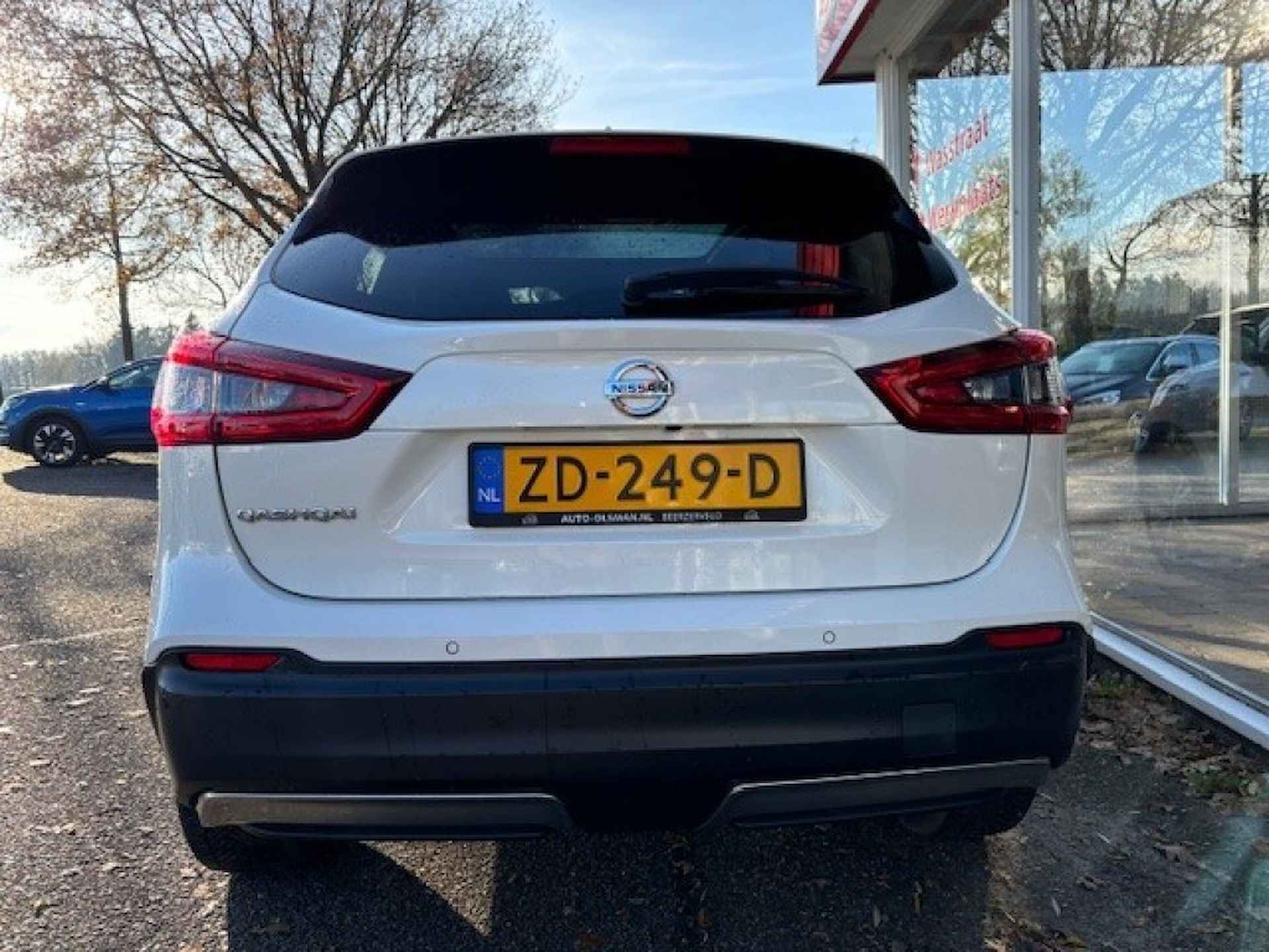 NISSAN Qashqai 1.6 Tekna, 163 PK, Navi, Clima, Panodak, 1500 kilo trekken! - 4/37