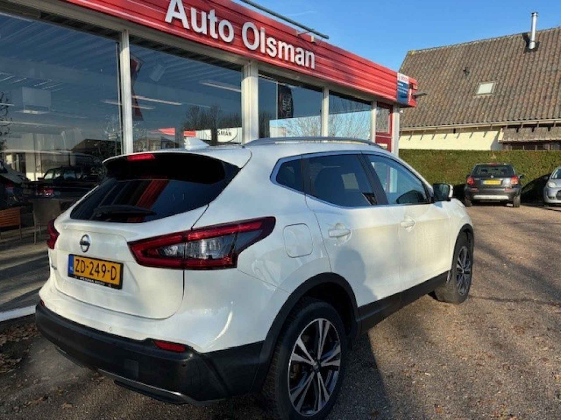 NISSAN Qashqai 1.6 Tekna, 163 PK, Navi, Clima, Panodak, 1500 kilo trekken! - 10/37