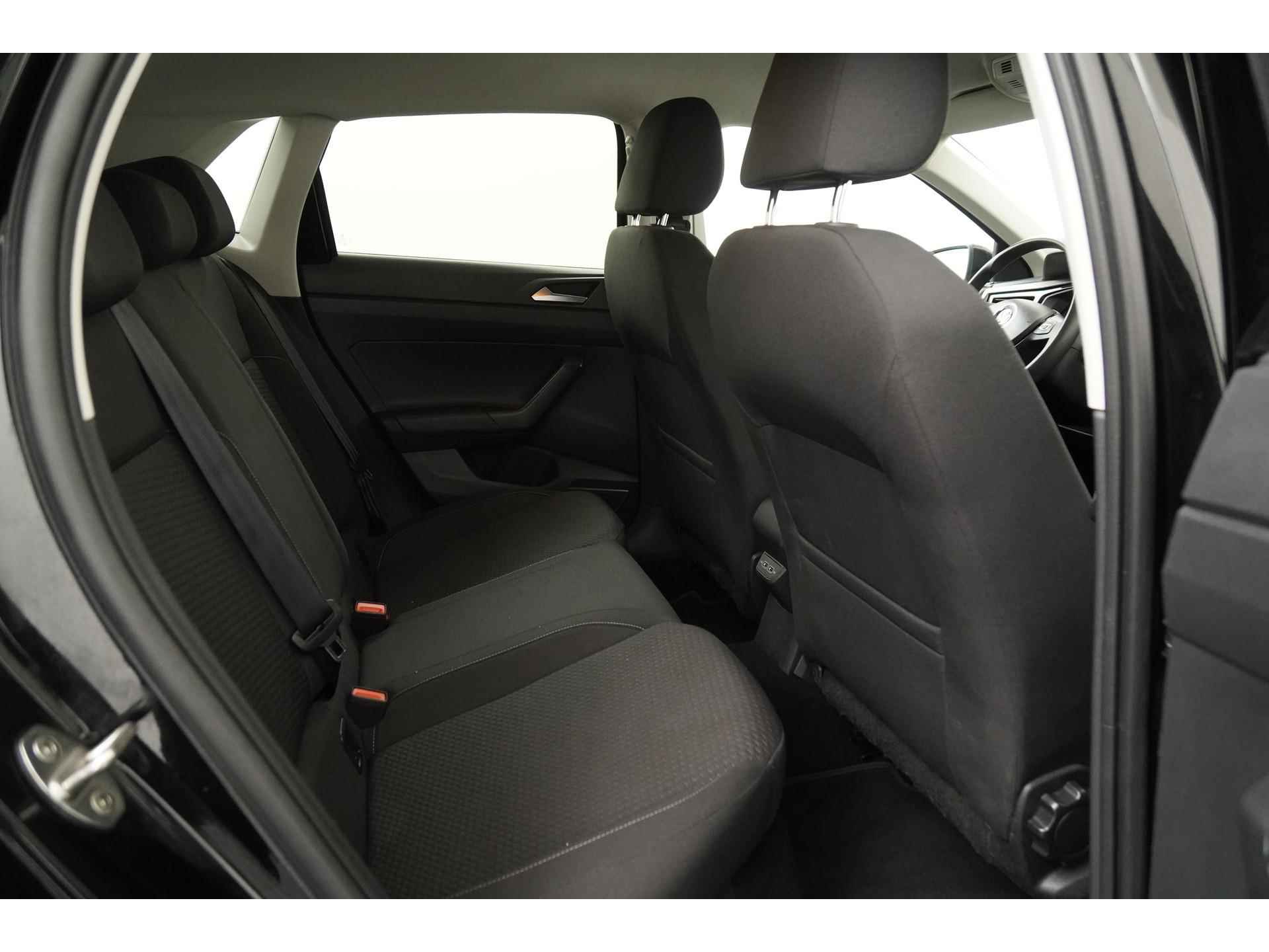 Volkswagen Polo 1.0 TSI Comfortline DSG | Navigatie | App-Connect | Stoelverwarming | Zondag Open! - 24/39