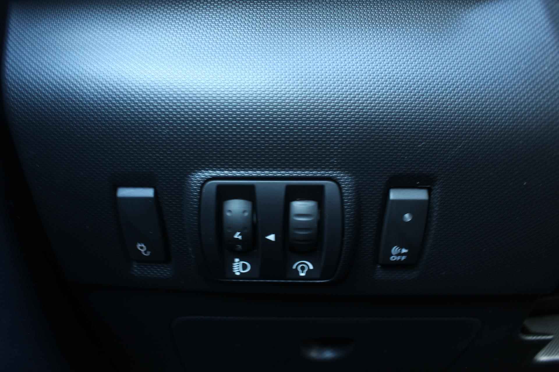 Renault ZOE R90 Intens 41 kWh 92Pk (ex Accu) | Navigatie | Climate Control | Parkeersensoren + Camera | Lichtmetalen Velgen | Cruise Control | Keyless Entry | Privacy Glass | - 11/27