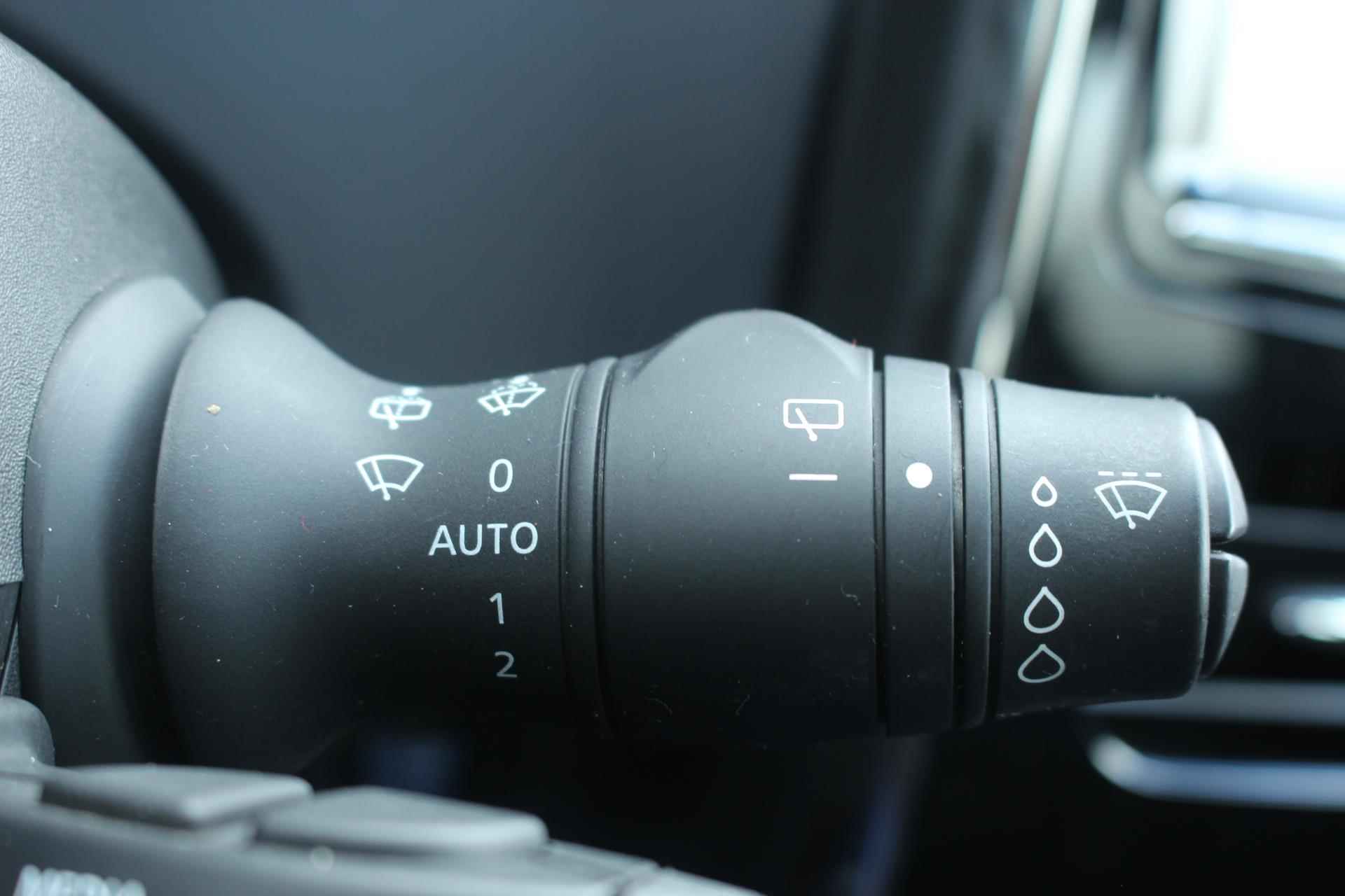 Renault ZOE R90 Intens 41 kWh 92Pk (ex Accu) | Navigatie | Climate Control | Parkeersensoren + Camera | Lichtmetalen Velgen | Cruise Control | Keyless Entry | Privacy Glass | - 15/27