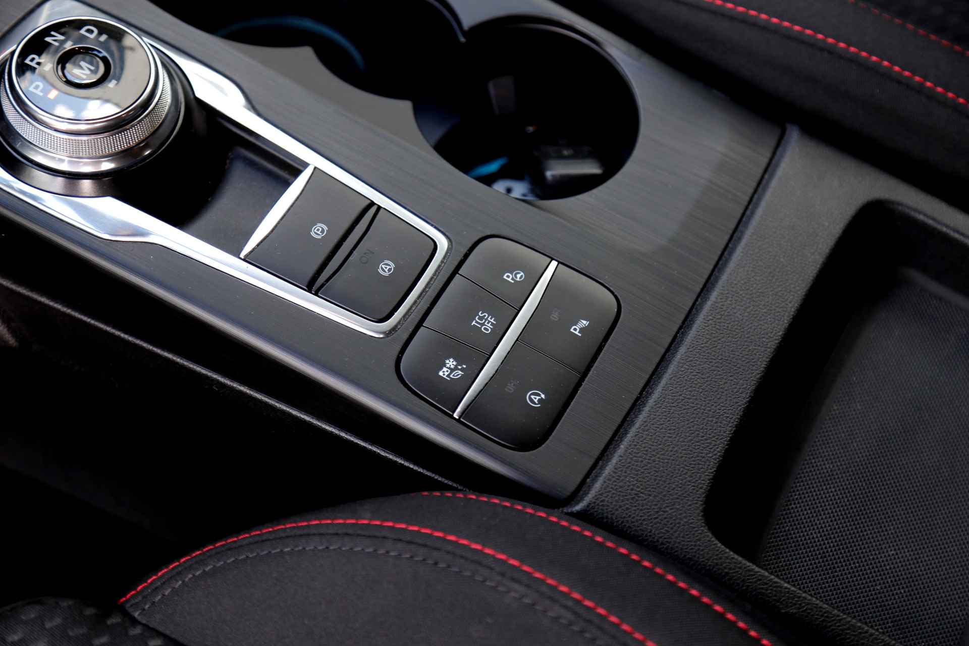 Ford Focus 1.5 EcoBoost 150PK ST Line Aut.*Perfect Onderh.*Apple Carplay-Android/Sync 3/Camera/LED/Stoelverw./Stuurverw./Navi/DAB/Rijstrook - 39/56
