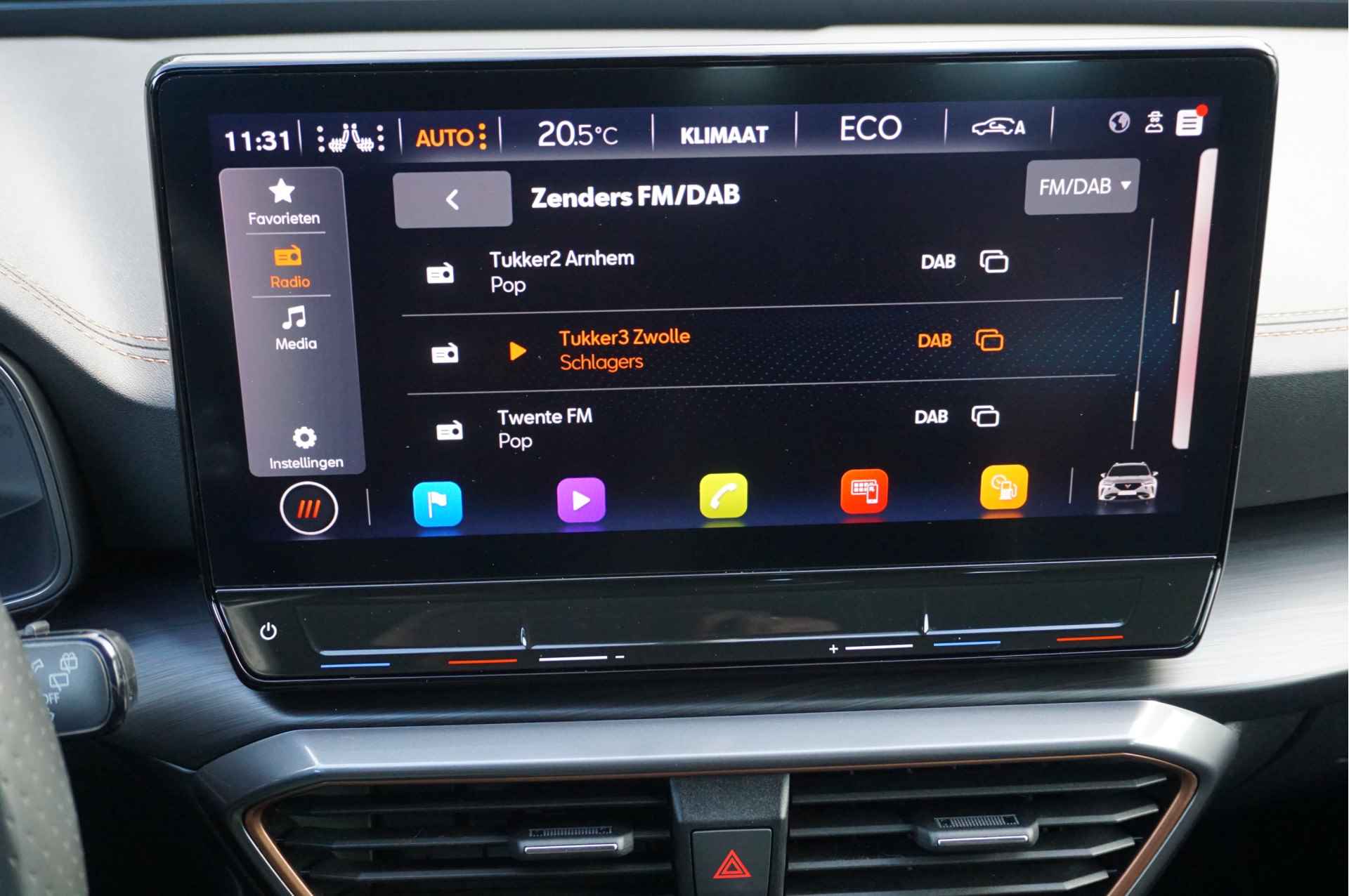 CUPRA Formentor 1.4 Plug-in Hybrid VZ Performance 245pk + Carplay/ LED/ Keyless/ Camera/ Schitterend! - 29/43