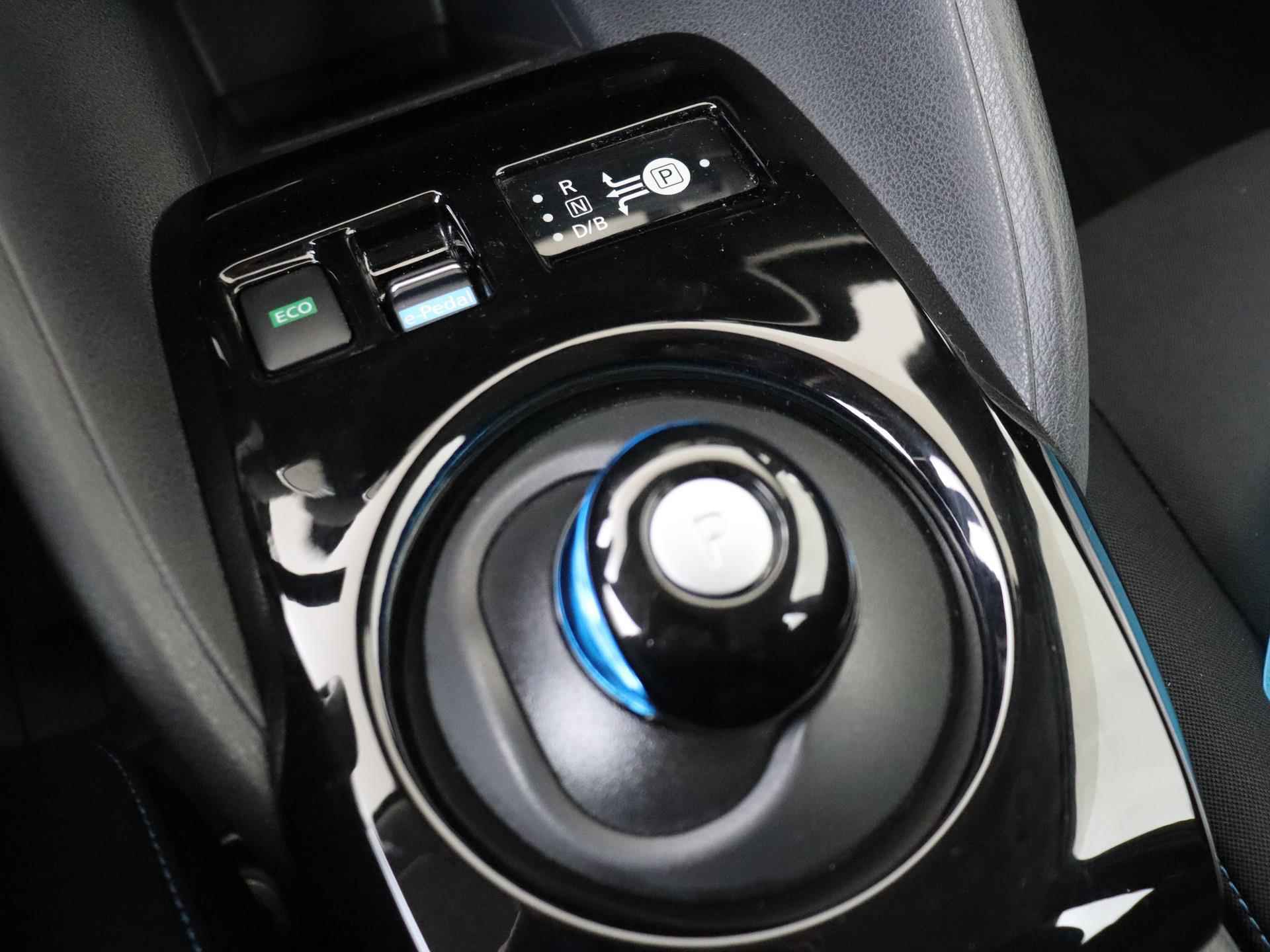 Nissan LEAF Acenta 40 kWh | Navigatie | Apple Carplay | Parkeercamera - 14/30