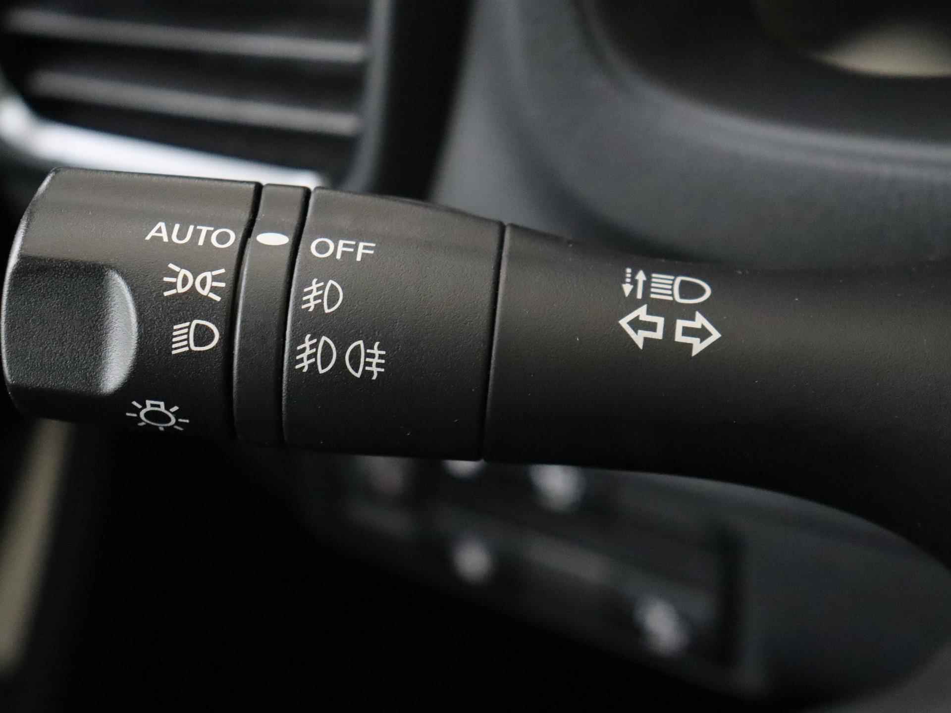 Nissan LEAF Acenta 40 kWh | Navigatie | Apple Carplay | Parkeercamera - 26/30